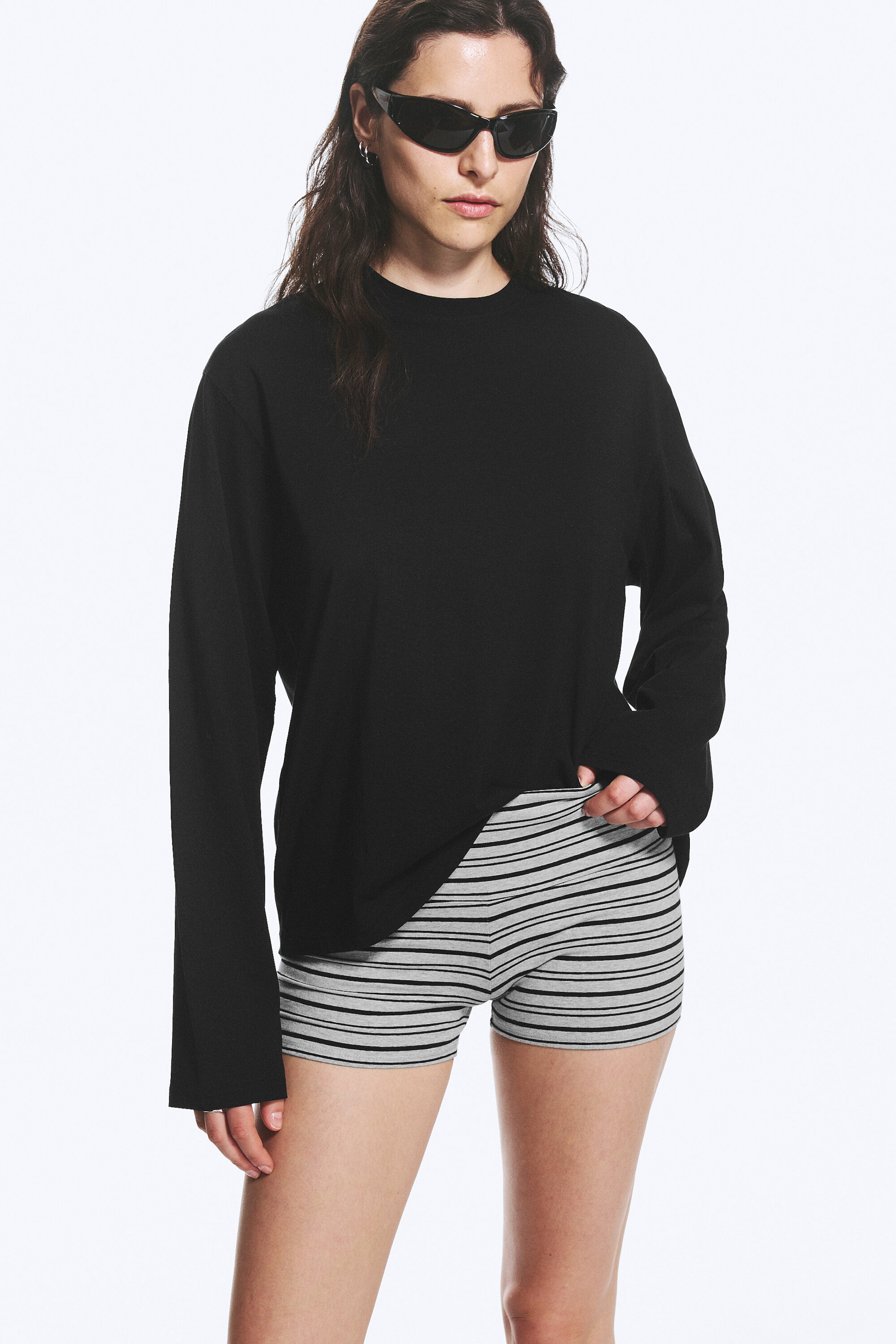 Grey Melange - Black Stripe - Low Hotpants - 2