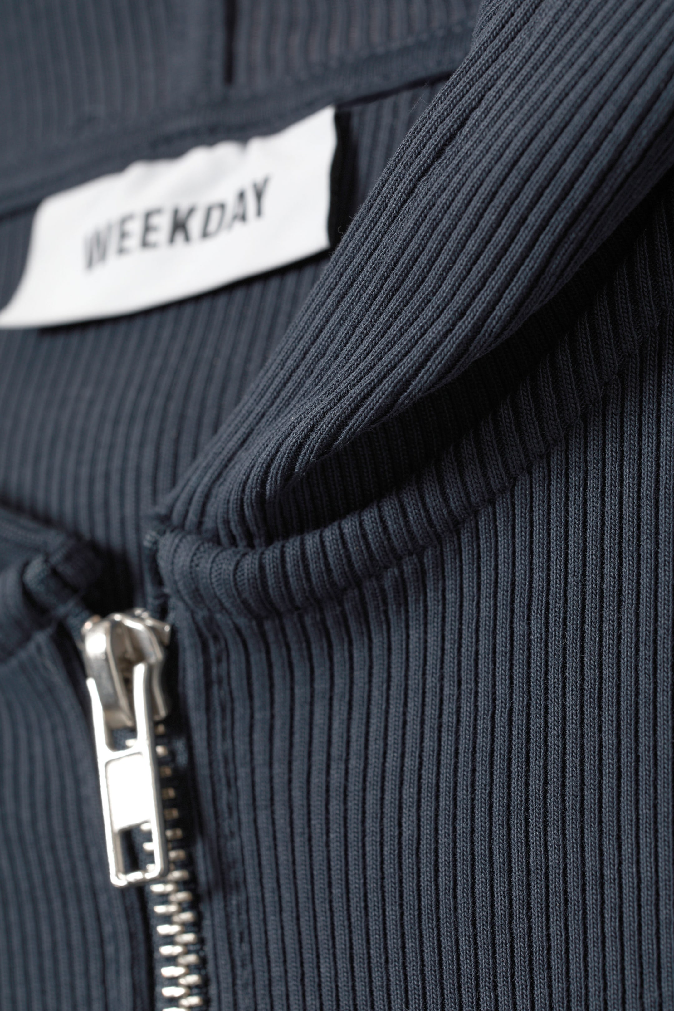 Dunkelblau - Enger Kapuzenpullover mit Reißverschluss - 1