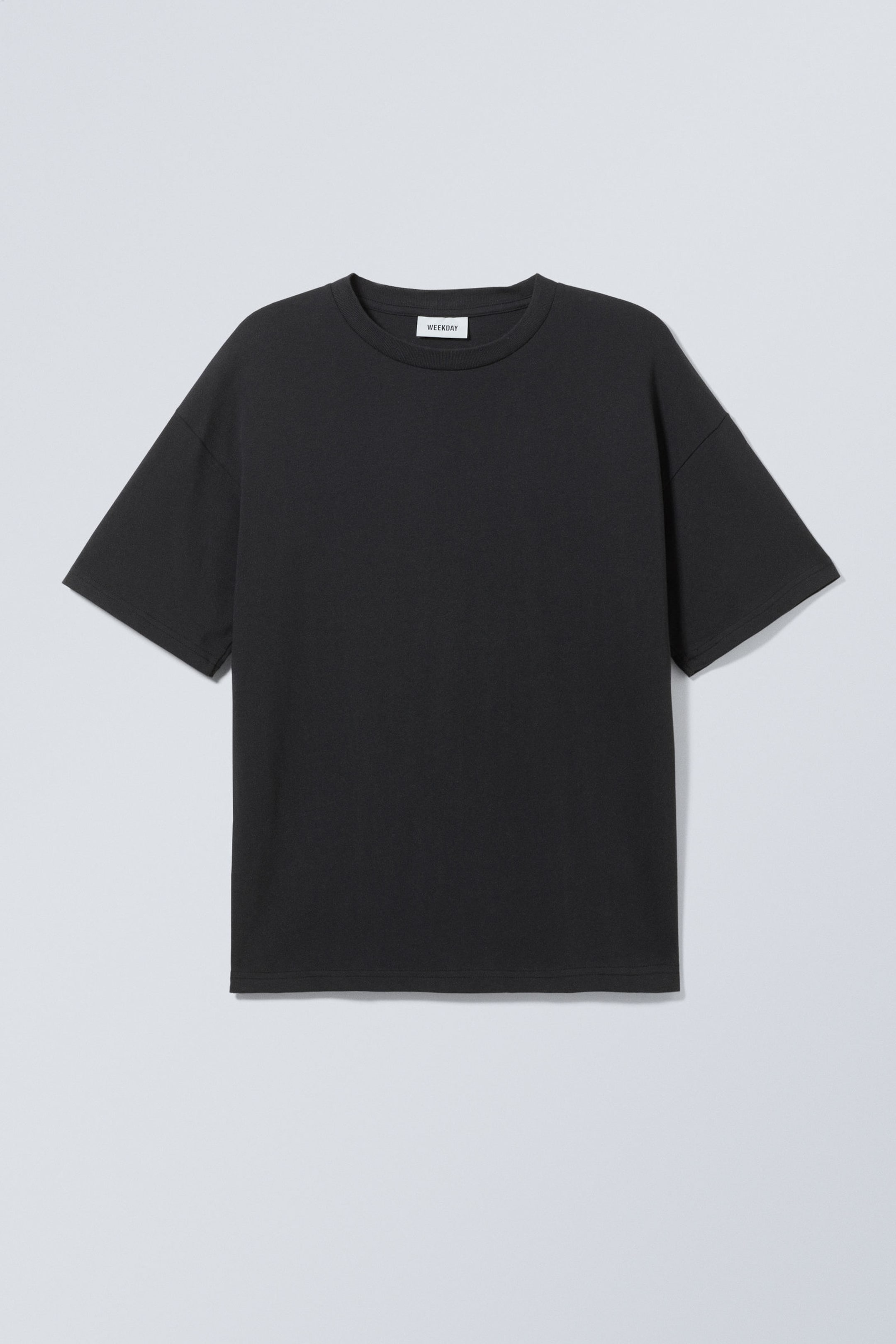 Schwarz - Kastiges T-Shirt - 3