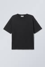 Schwarz - Kastiges T-Shirt - 3