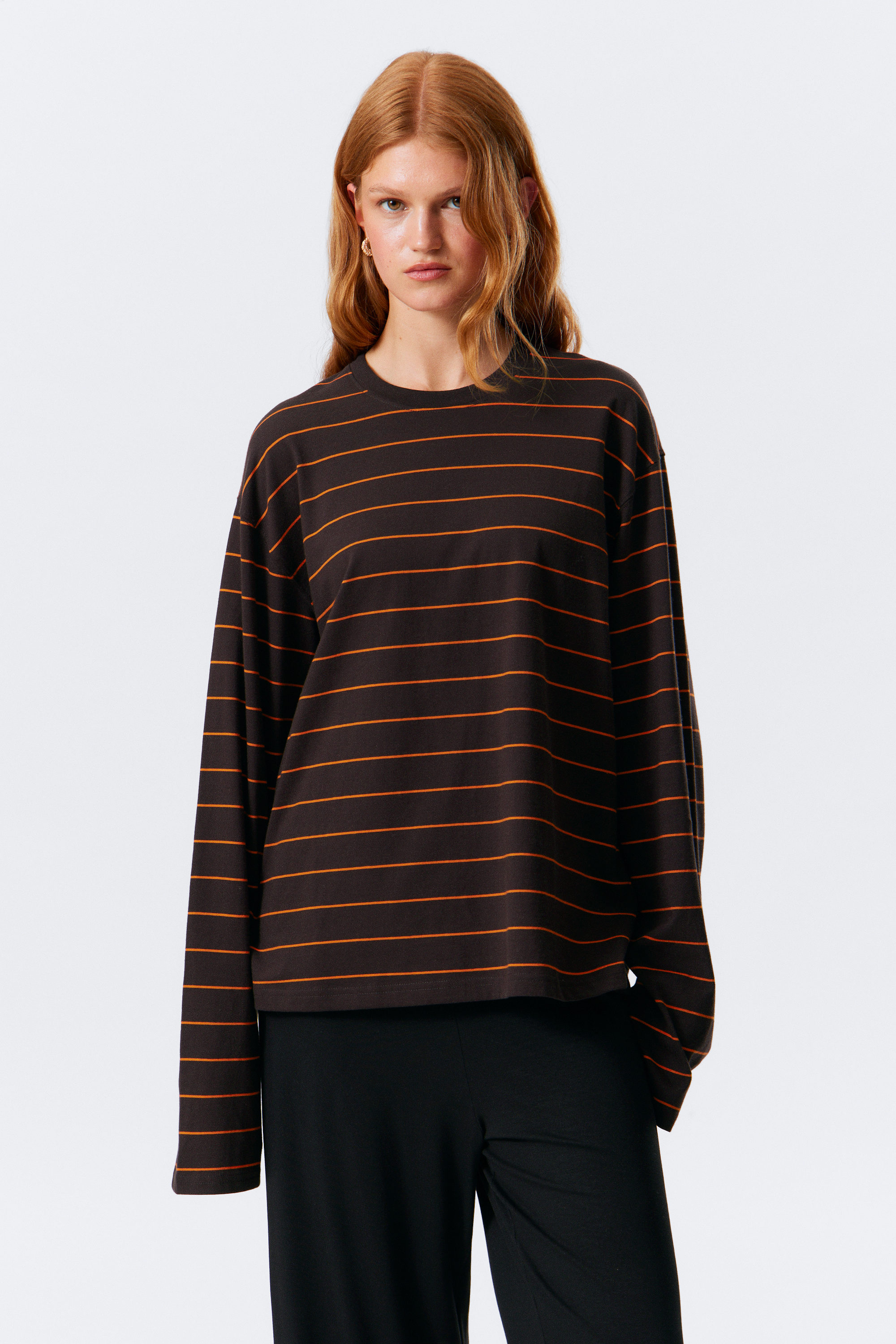 Striped Dark Brown - Long-Sleeved Boxy Cotton T-shirt - 1