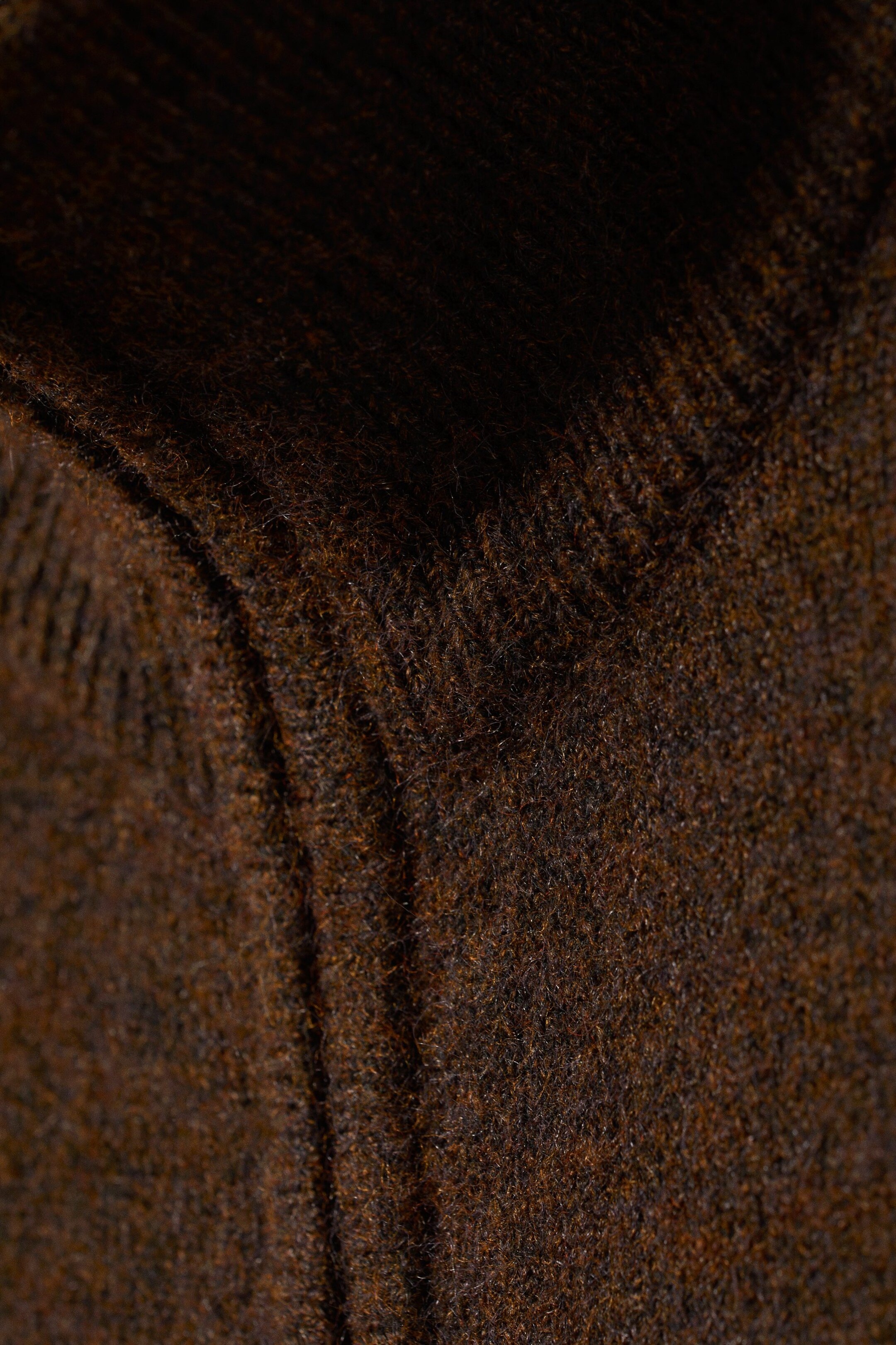 Dunkelbraun - Strickjacke Mattias mit regulärer Passform - 1