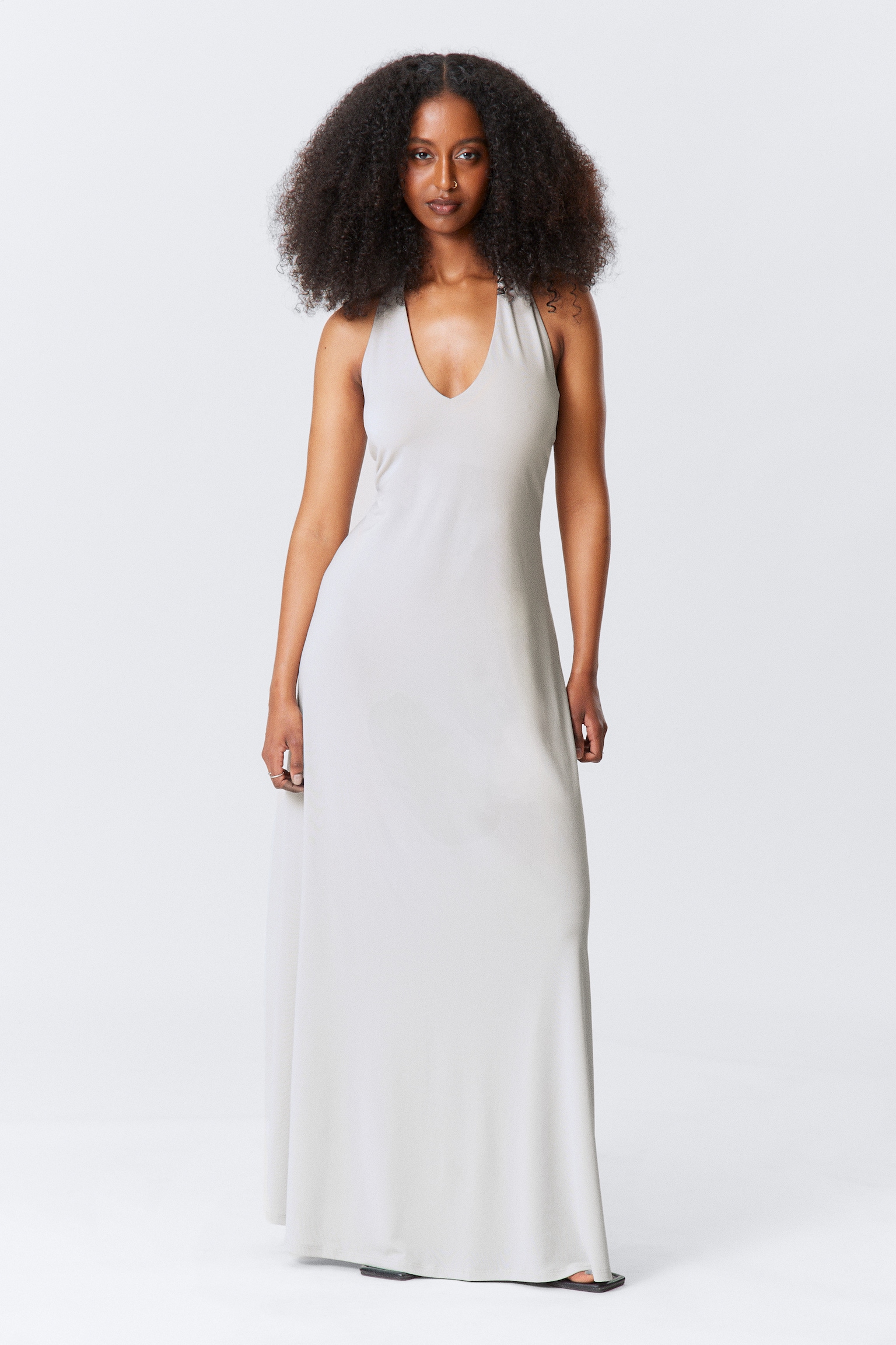 Sleeveless Halterneck Maxi Dress - Light Beige/Dark Grey - Crinkle Print/Black