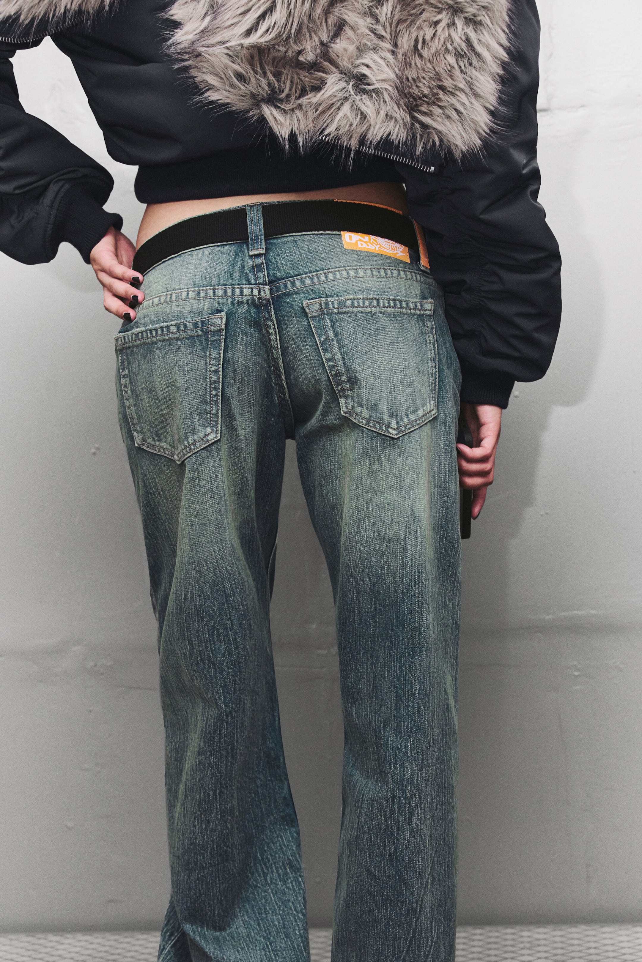 Hazy Blue - Mellanblå - Messy Low Rise Regular Straight Jeans - 3
