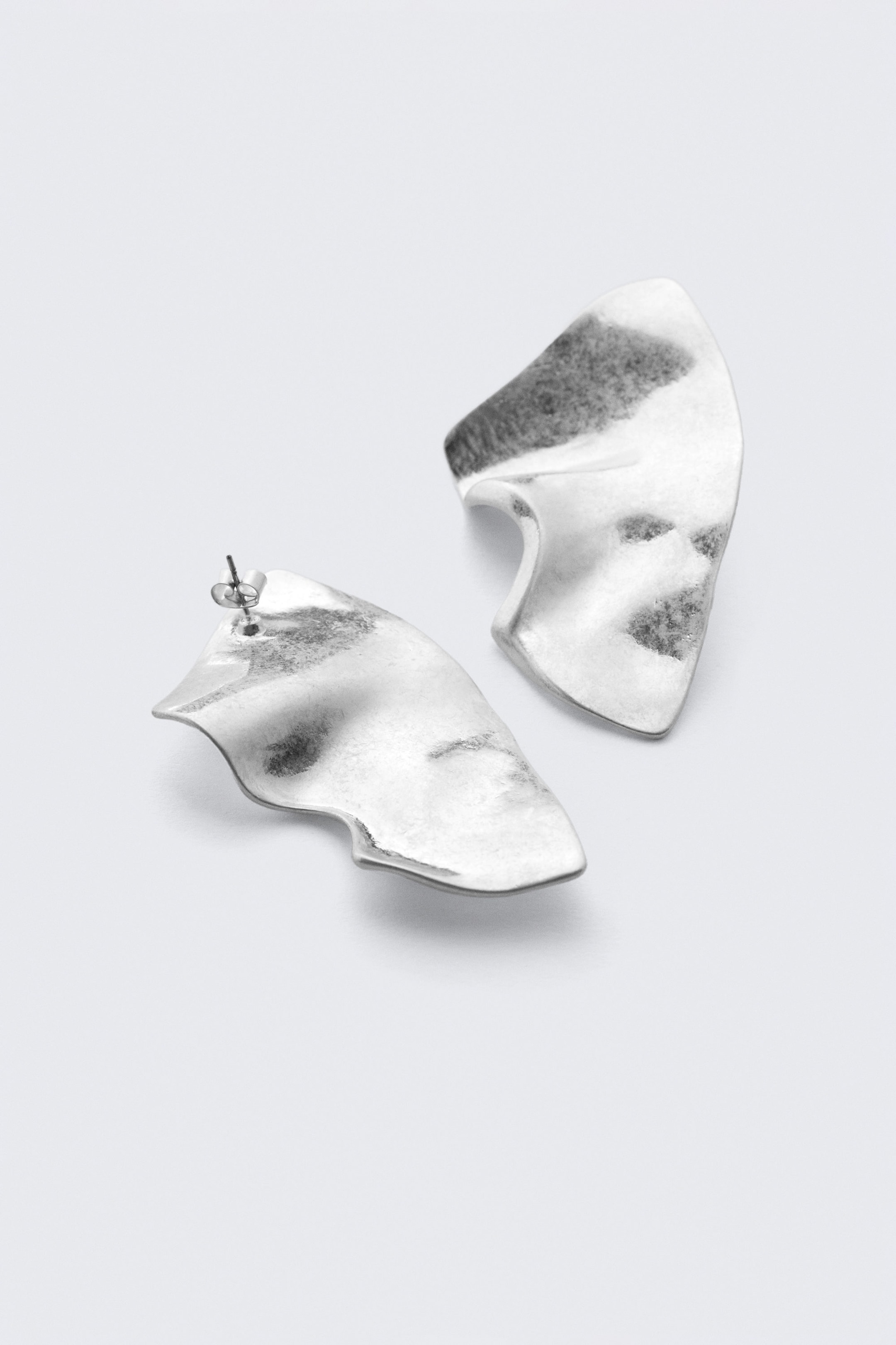 Silver - Skulpterade örhängen - 1