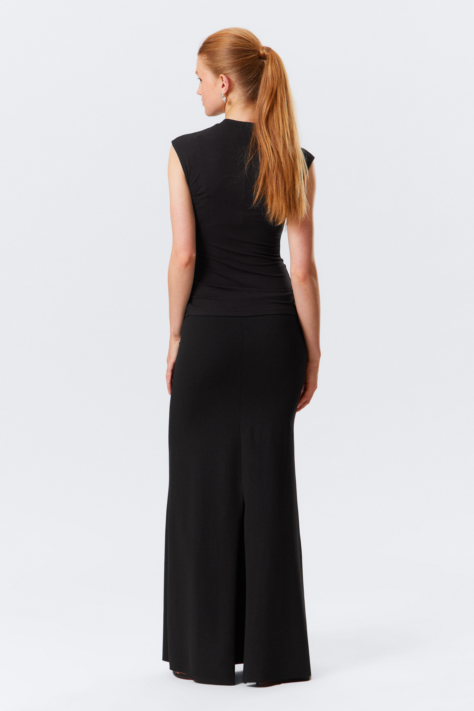 Black - Mid Rise Slim Fit Maxi Skirt - 2
