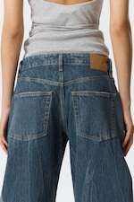 Gnarly Blue - Medium Blue - Abell Mid Rise Regular Barrel Leg Jeans - 4