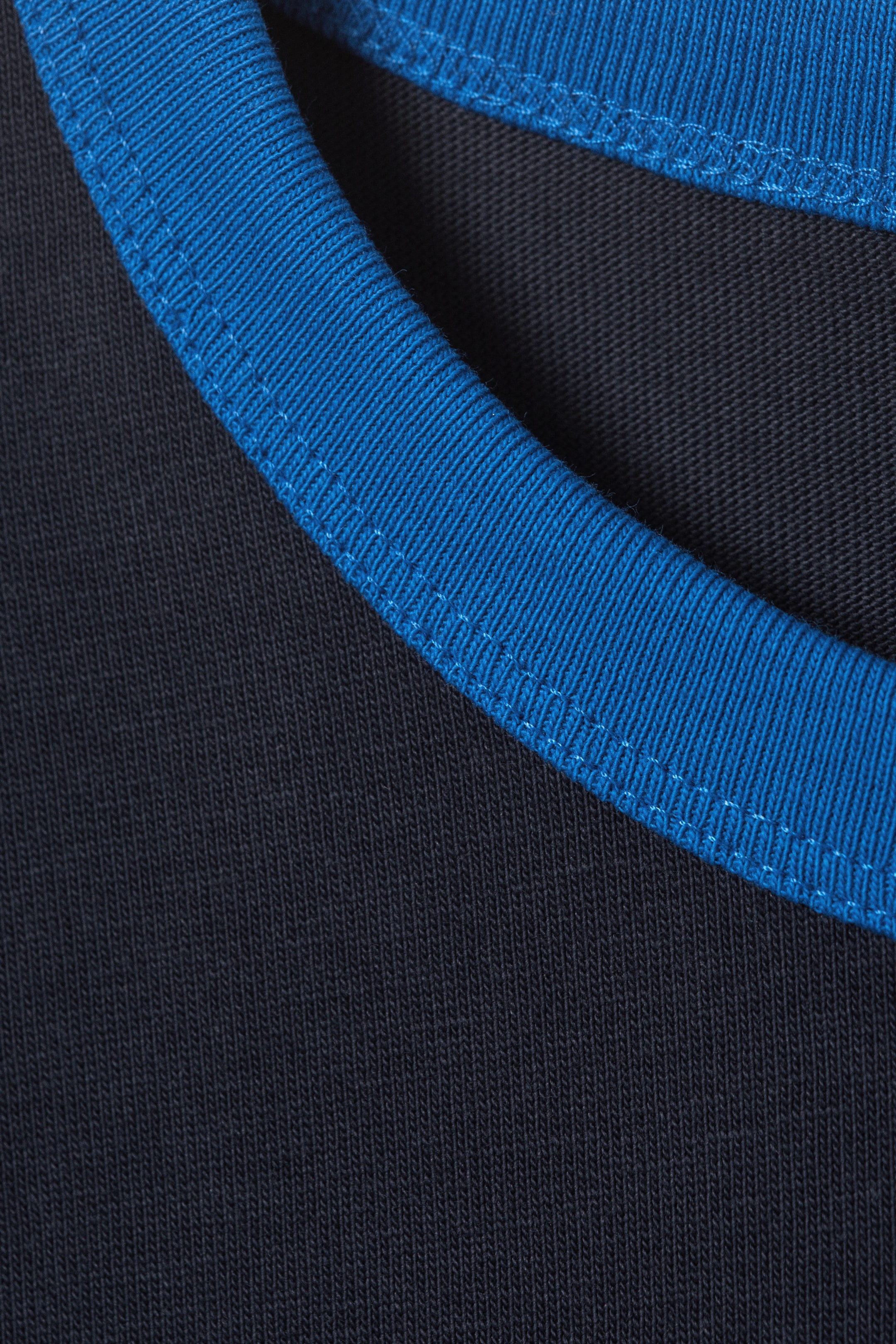 Dark Blue - Short-Sleeved Contrast Trim Cotton T-shirt - 2