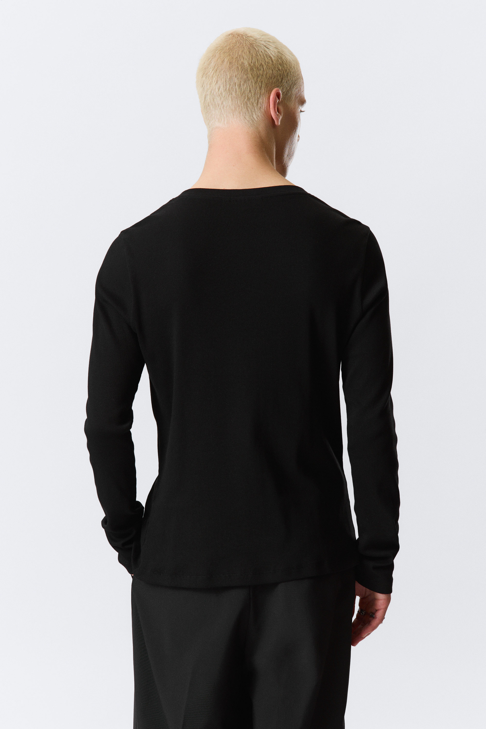 Black - Long-Sleeved Henley T-shirt - 5