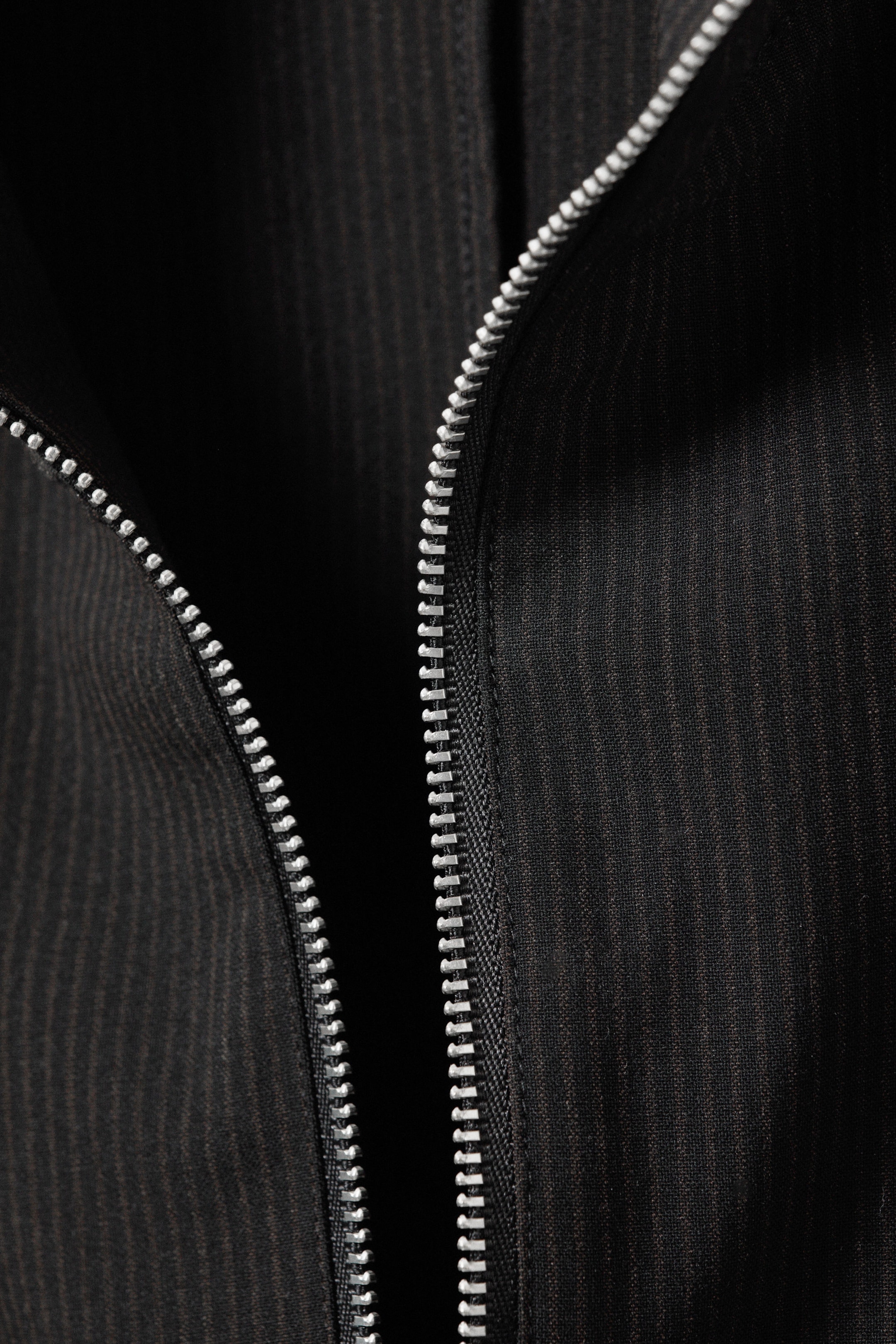 Striped Black - Slim Long-Sleeved Zip Shirt - 5