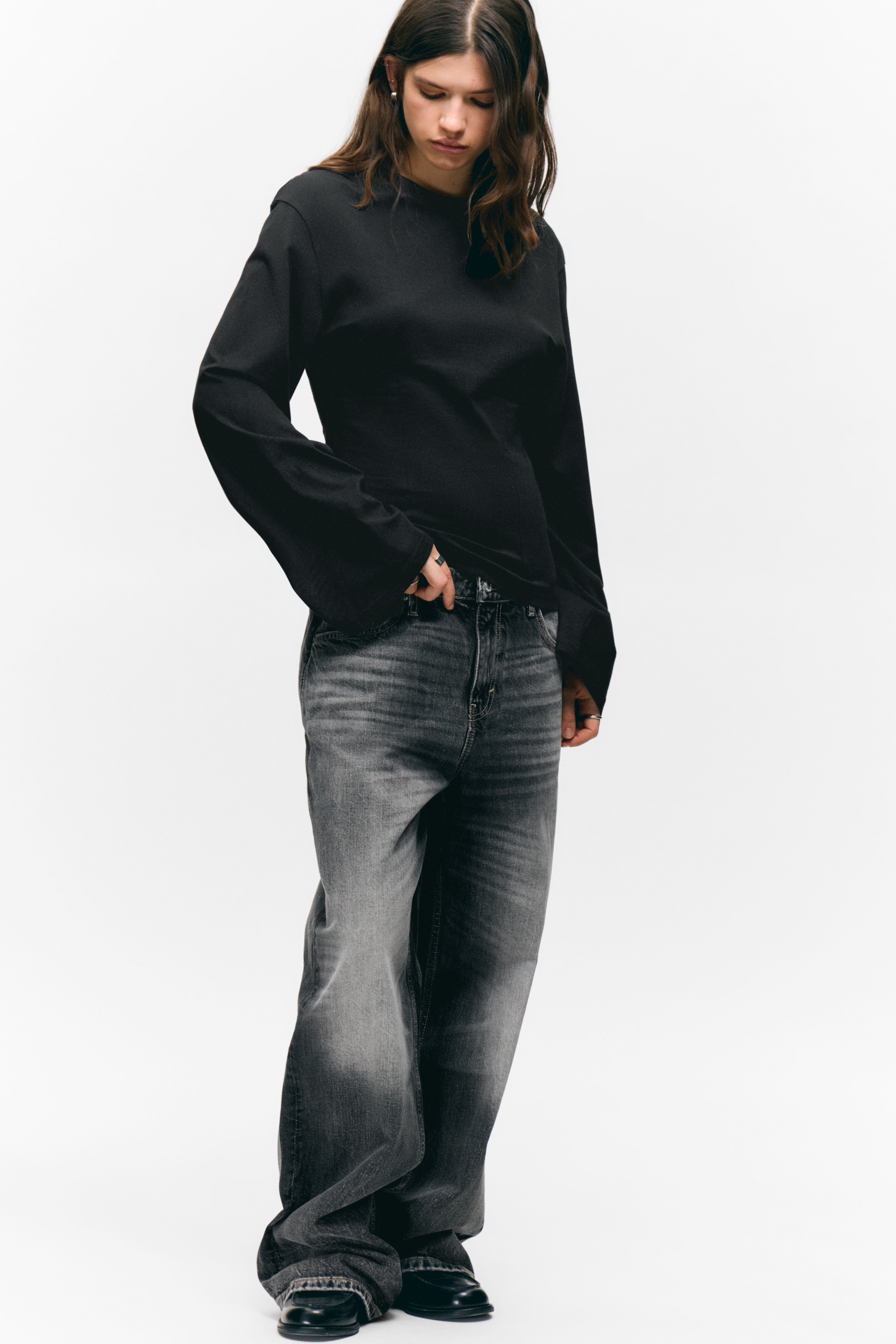 Zobraziť väčší obrázok: priliehavé tričko s dlhým rukávom - Čierny - ŽENY | H&M SK 2