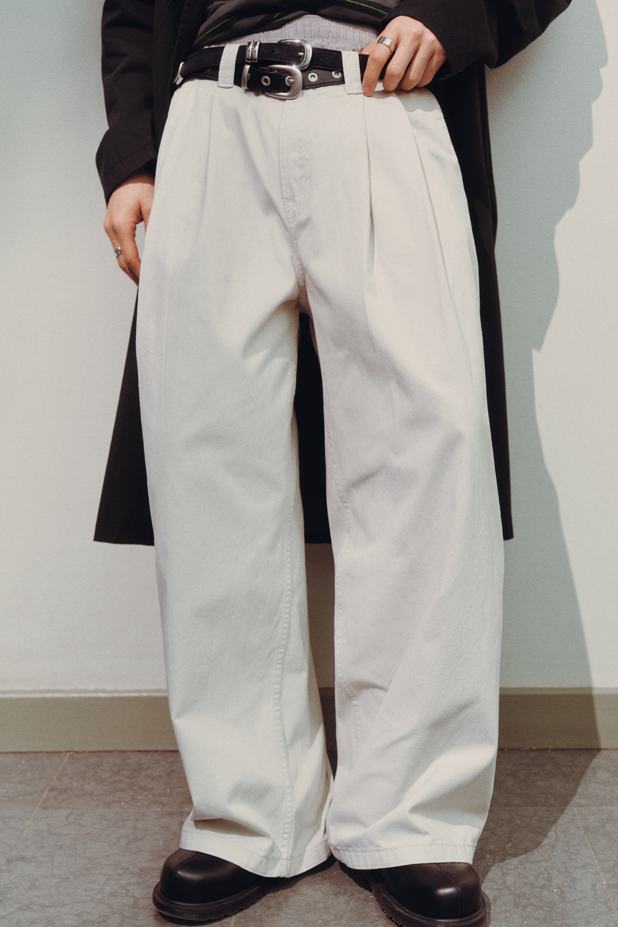 Chinos Otis baggy in twill con pieghe