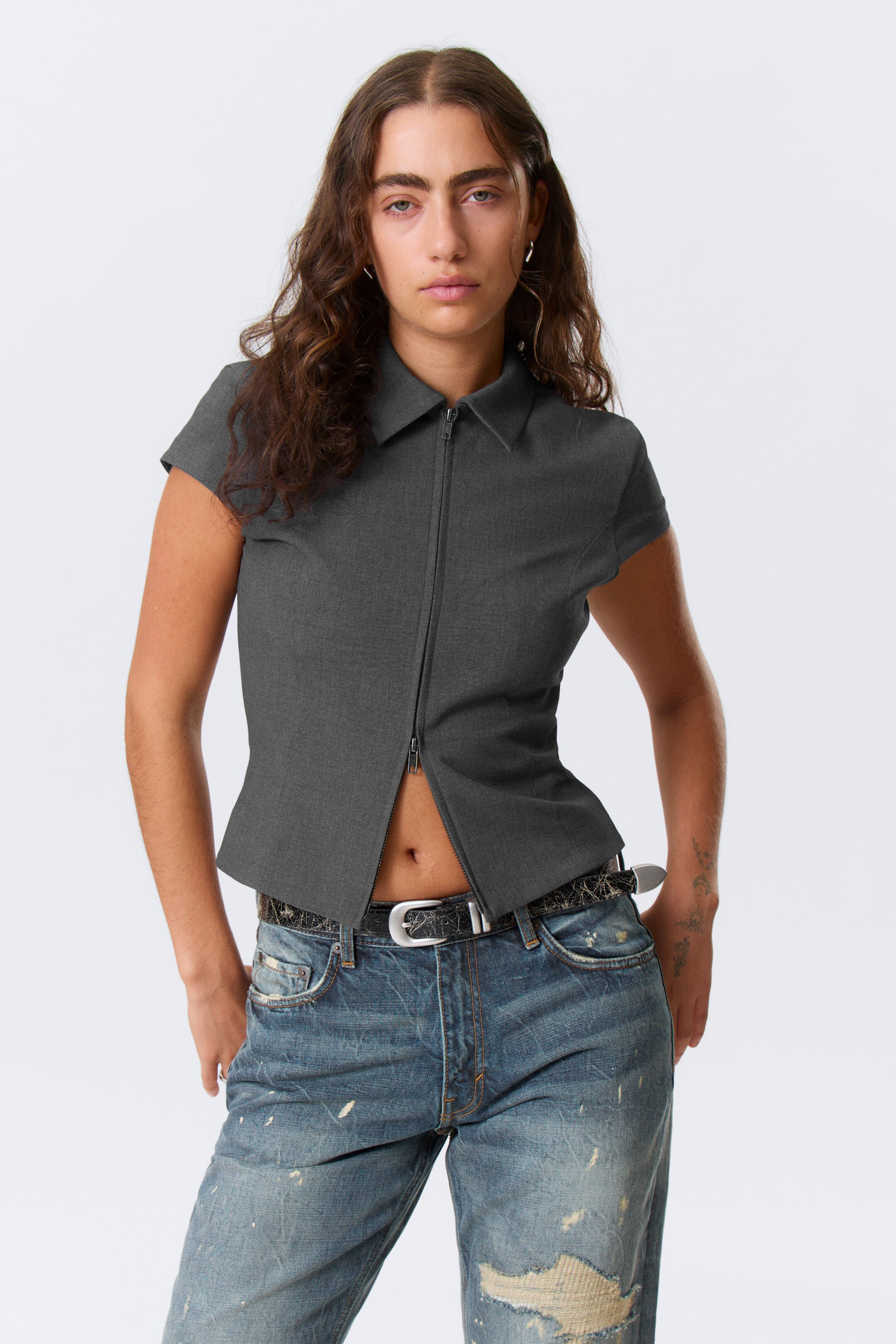 Agrandir l'image: Haut ajusté à manches courtes zippé - Gris foncé chiné - FEMME | H&M BE 1