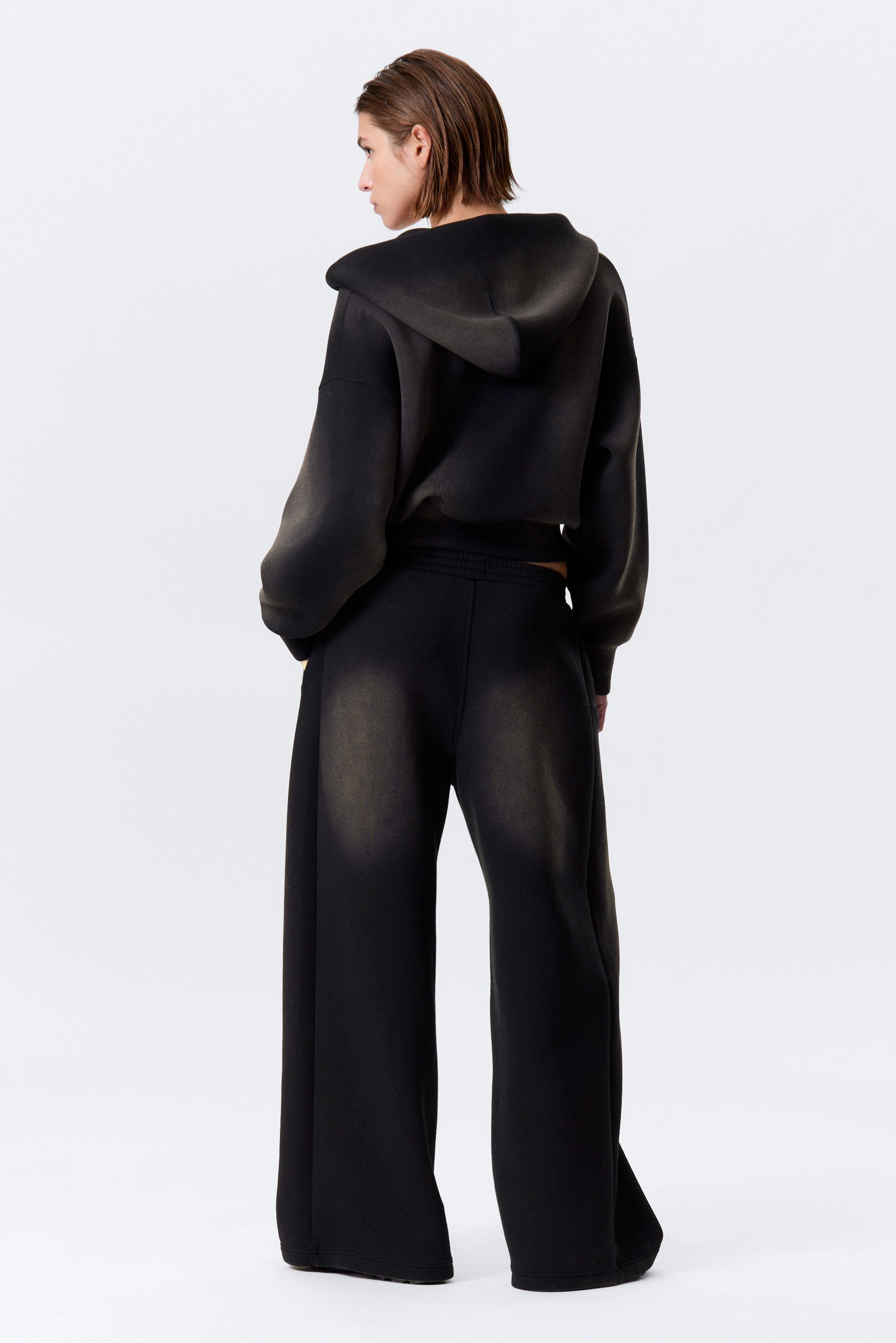 Visualizza immagine più grande: Washed Wide Leg Scuba Sweatpants - Nero lavato - DONNA | H&M IT 4