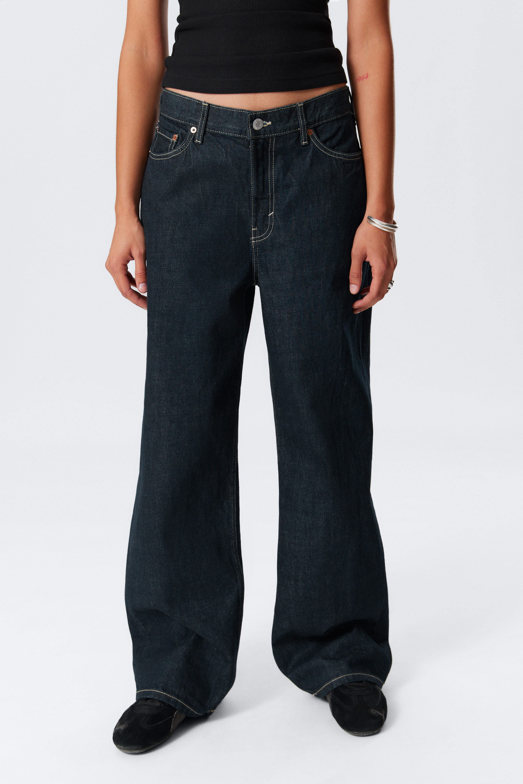 Blue Rinse - Dark Blue - Dynasty Low Rise Loose Wide Leg Jeans - 2