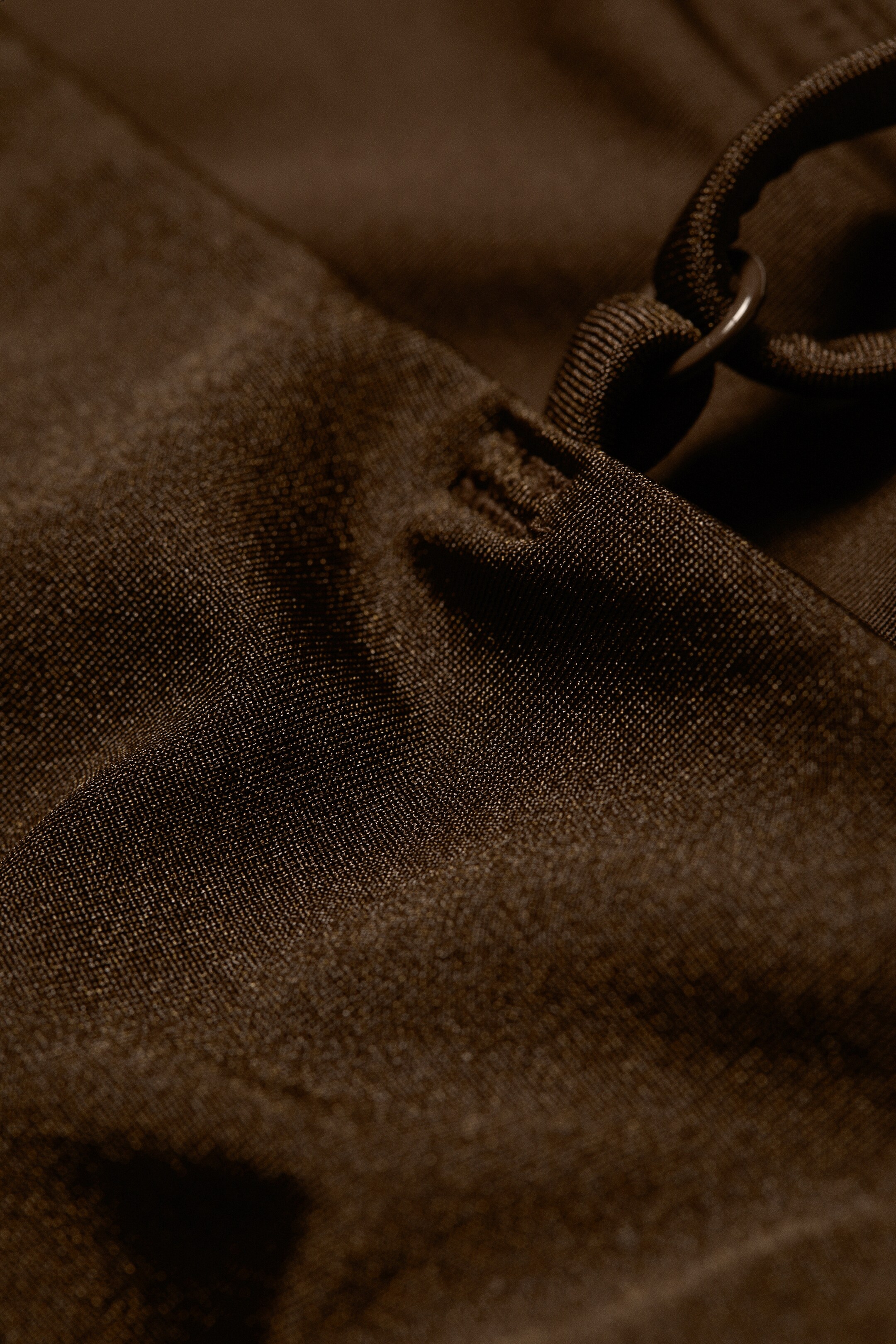 Größeres Bild anzeigen: Slipover-Bikinioberteil - Dunkelbraun - Ladies | H&M AT 3