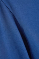 Blau - Figurbetontes Oberteil mit Dreiviertelärmeln - 4