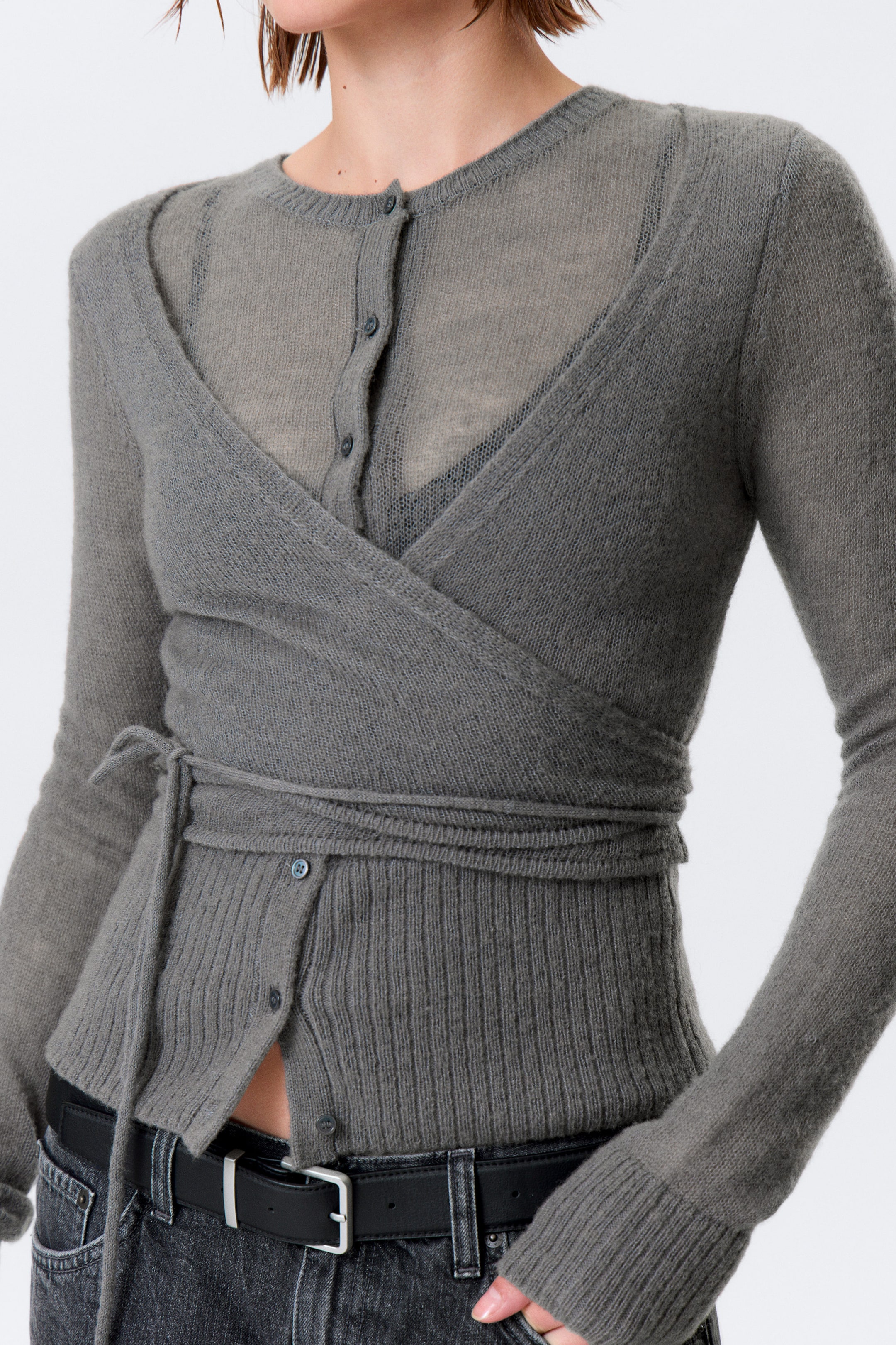 Grau - Cardigan aus Wollmix mit Knöpfen und Wickeleffekt - 2