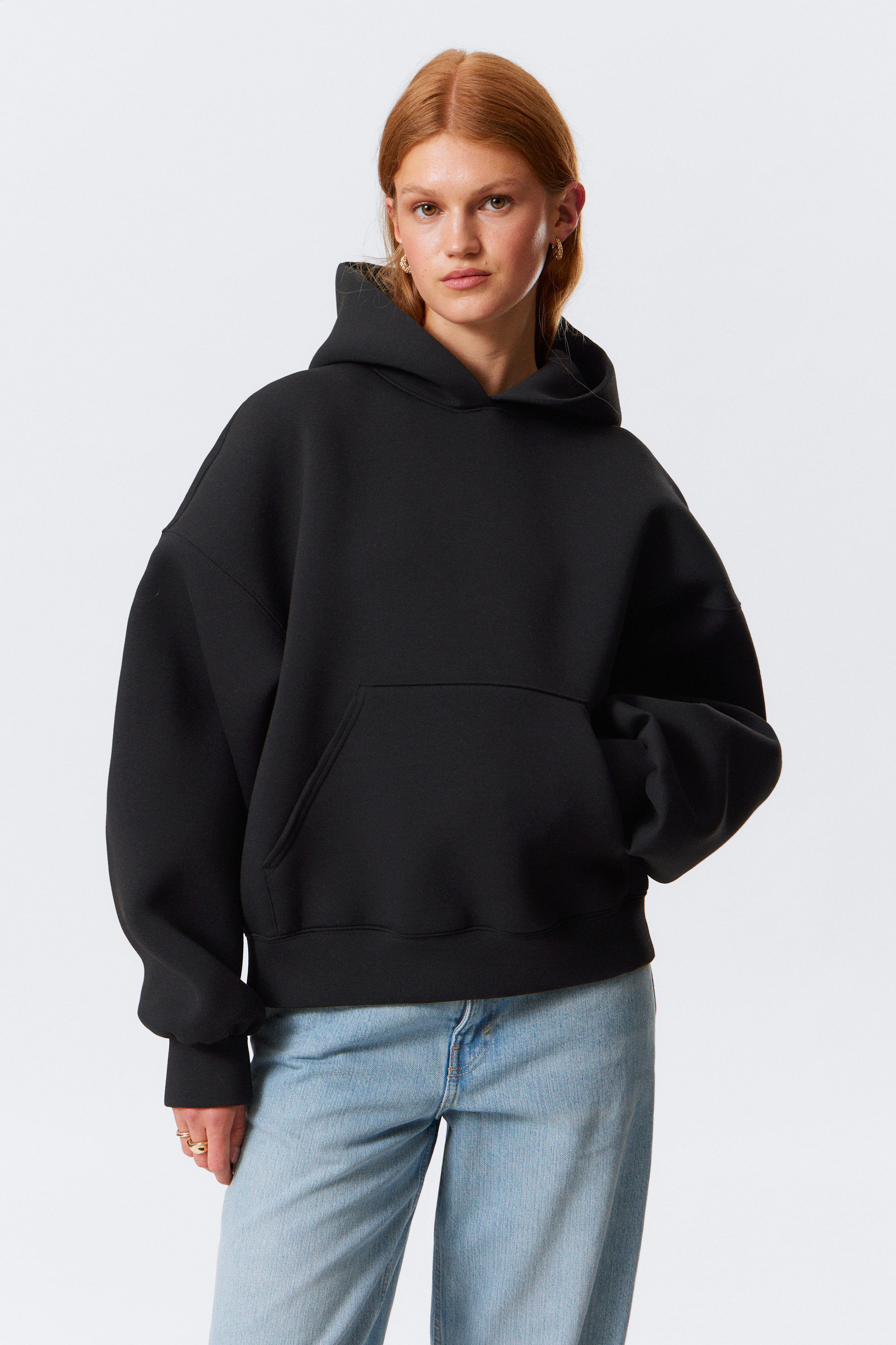Schwarz - Scuba-Hoodie mit Oversize-Passform - 1