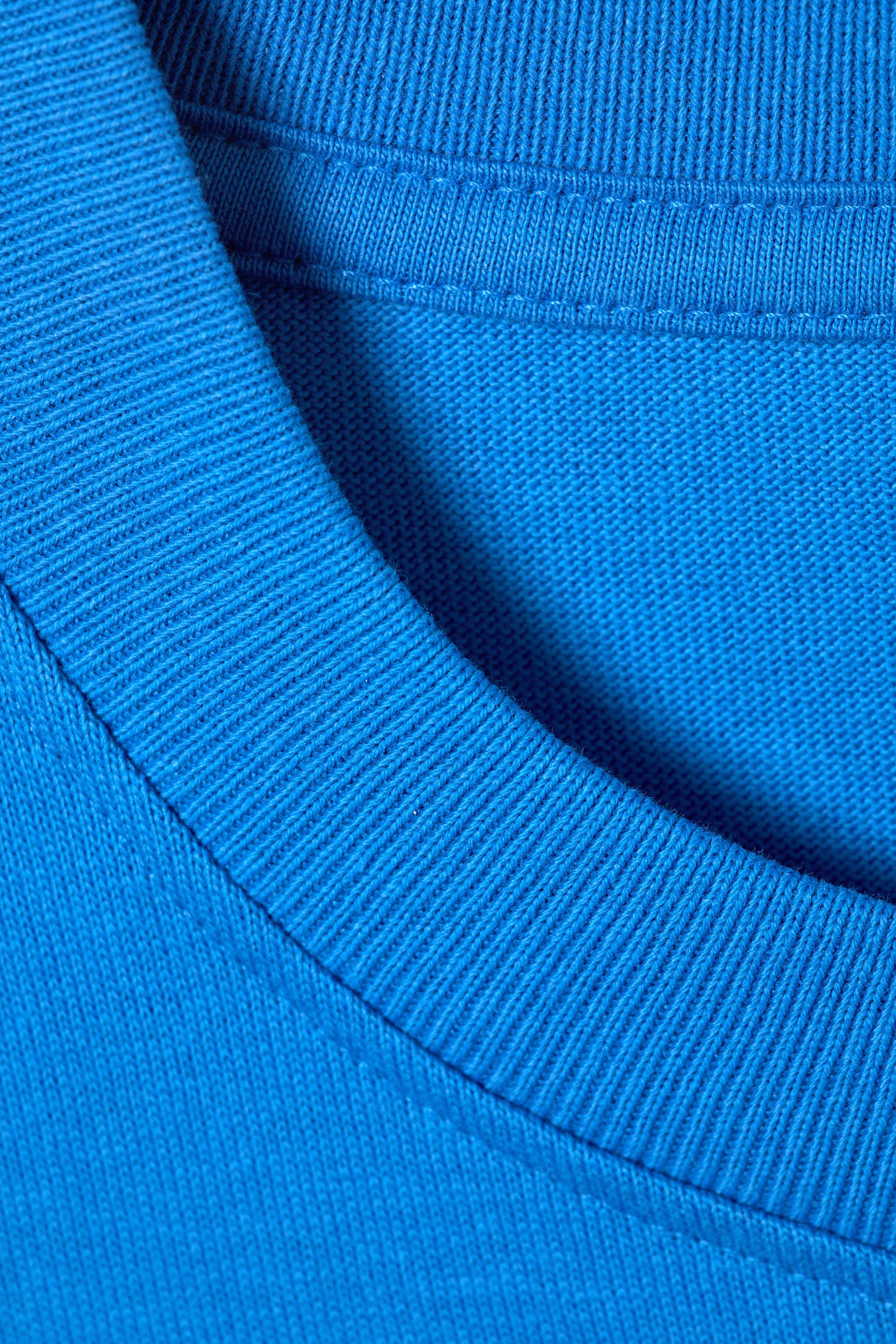 Bright Blue - Relaxed T-shirt - 4