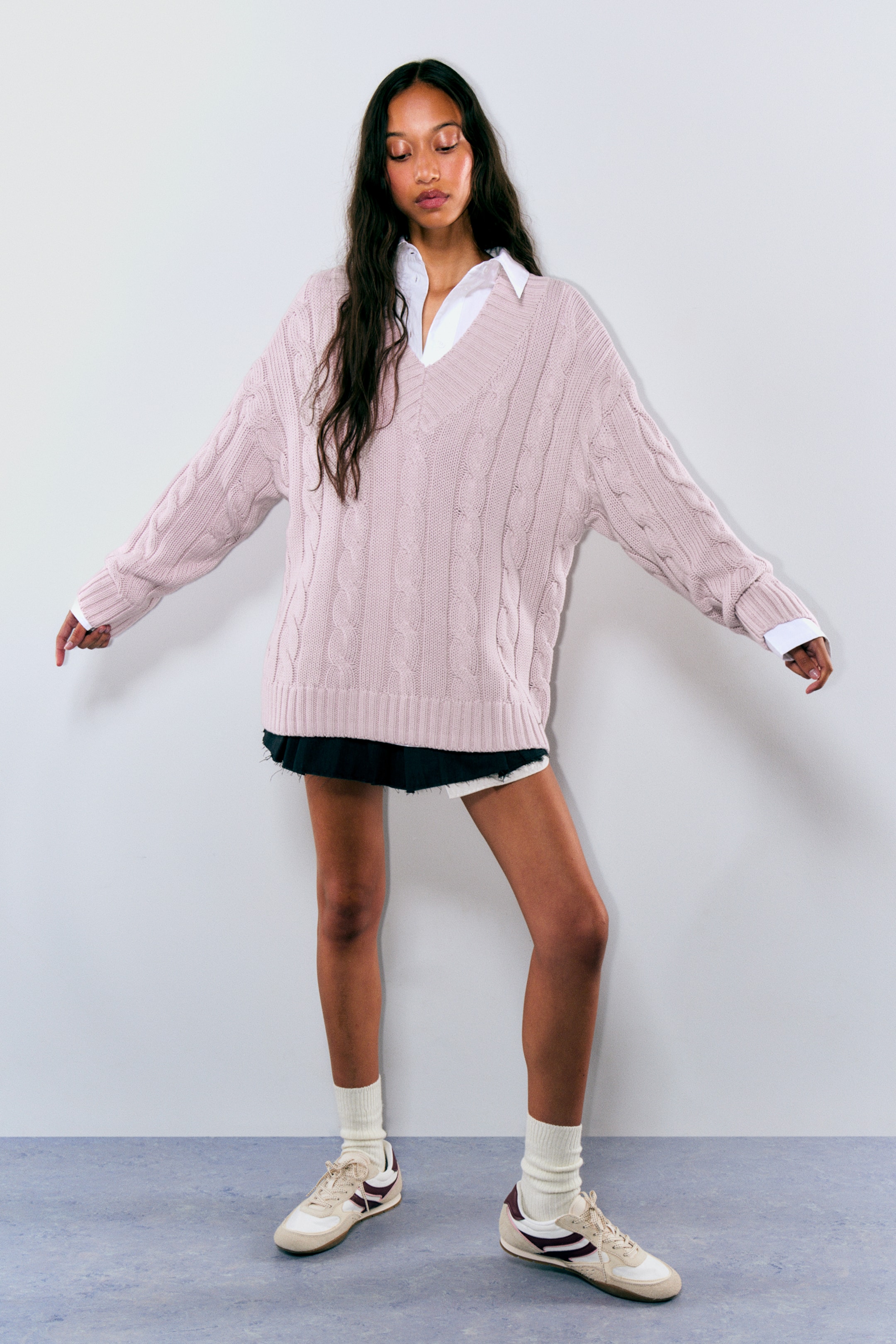 View larger image: Cable Knit V-Neck Sweater - Dusty Pink - Ladies | H&M GB 2