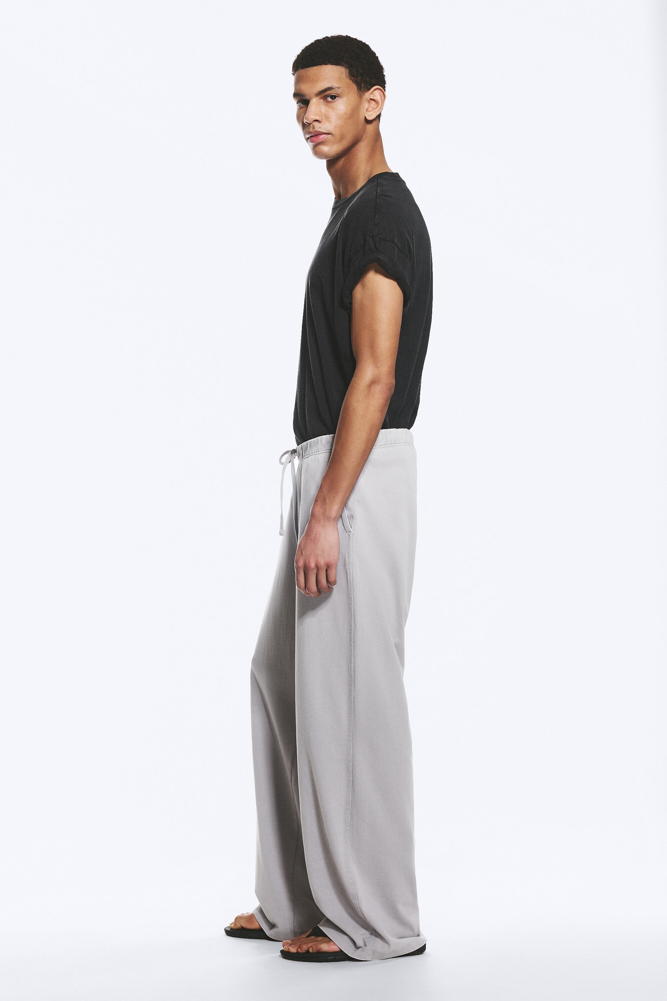 Helles Staubgrau - Weite Pyjamahose aus Baumwolle - 3