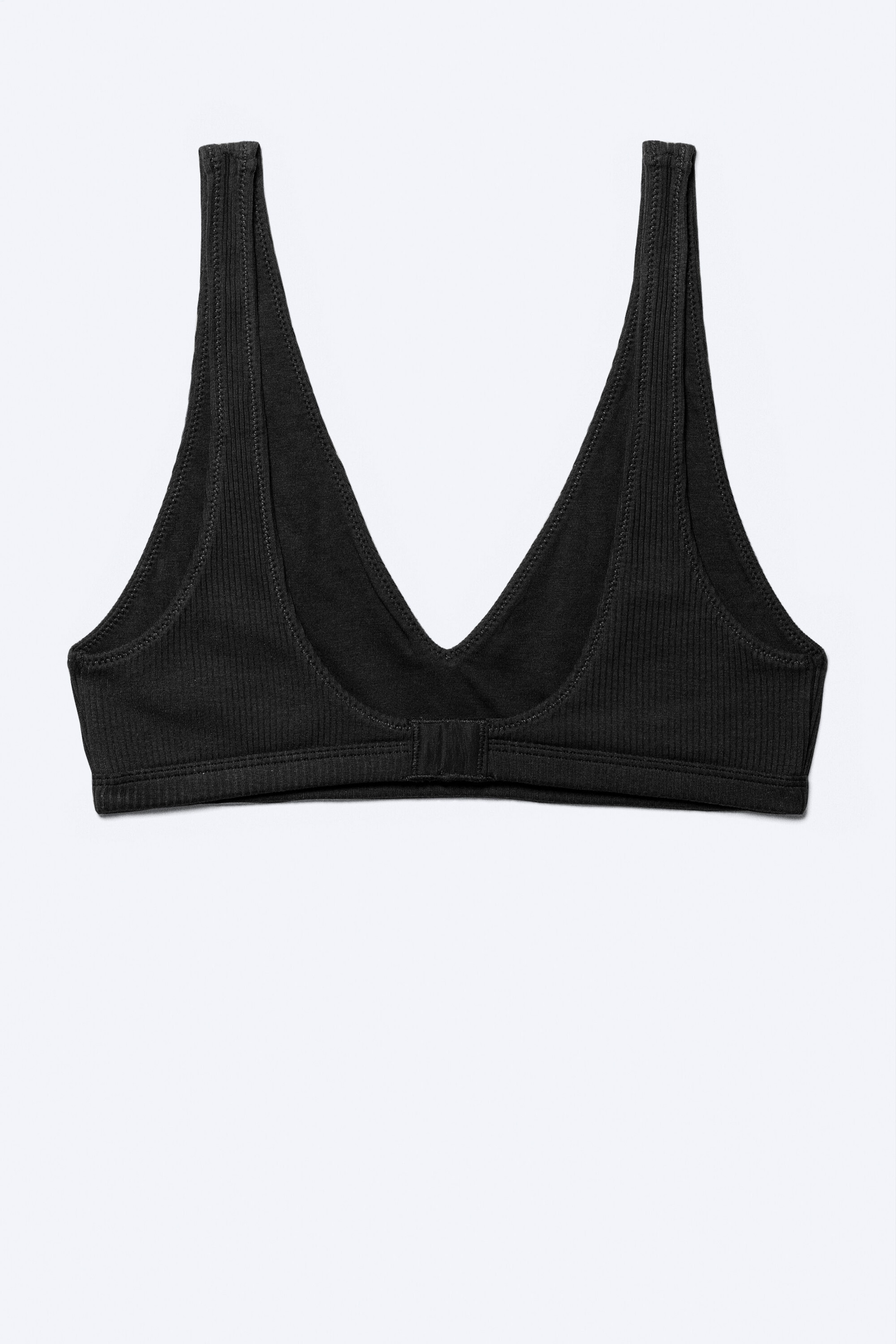 Schwarz - Gerippter Soft-BH mit tiefem V-Ausschnitt - 3