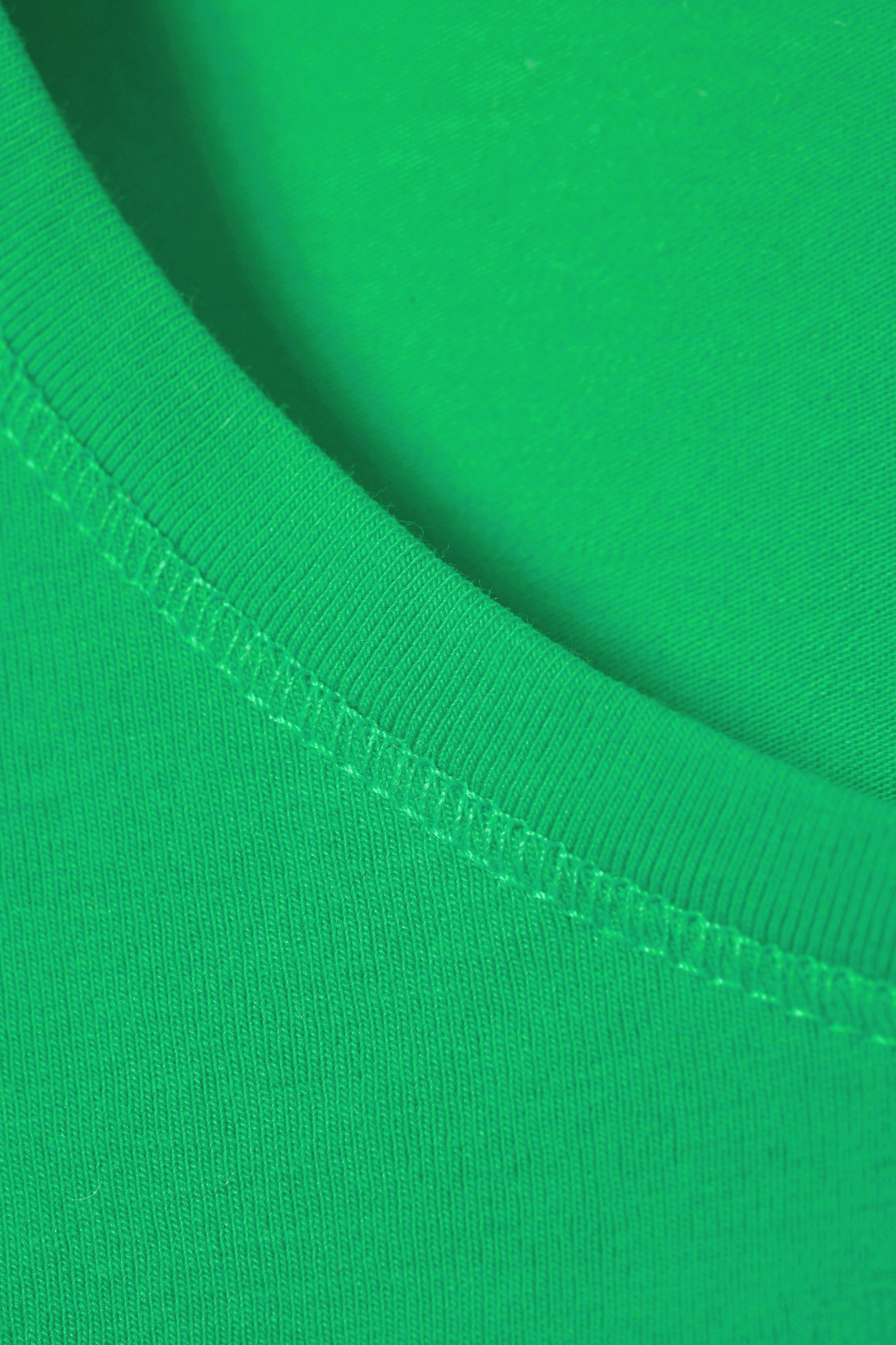 Bright Green - Slim Fitted T-shirt - 4