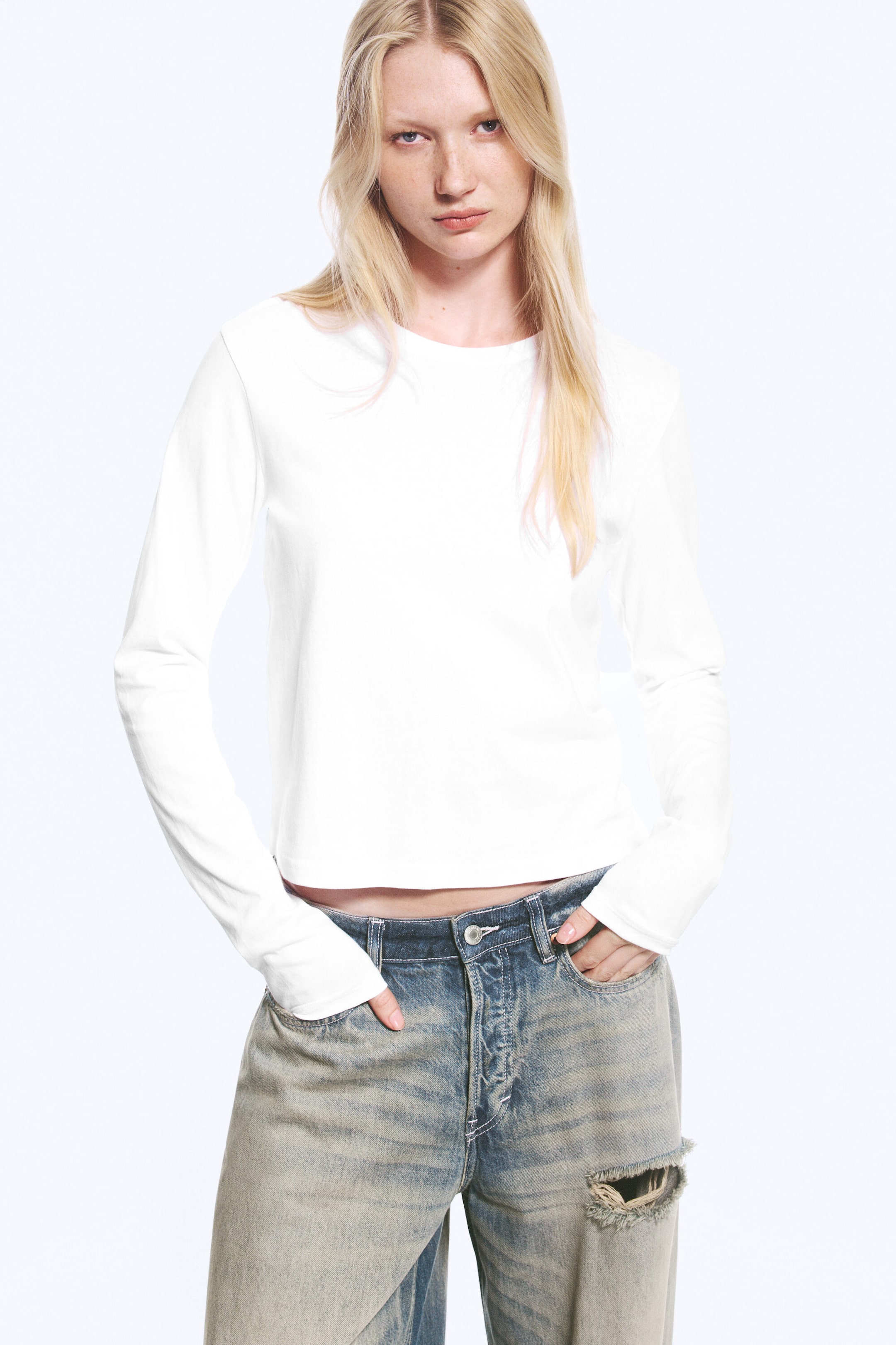 Weiß - Schmal geschnittenes Longsleeve-Baumwolloberteil - 1