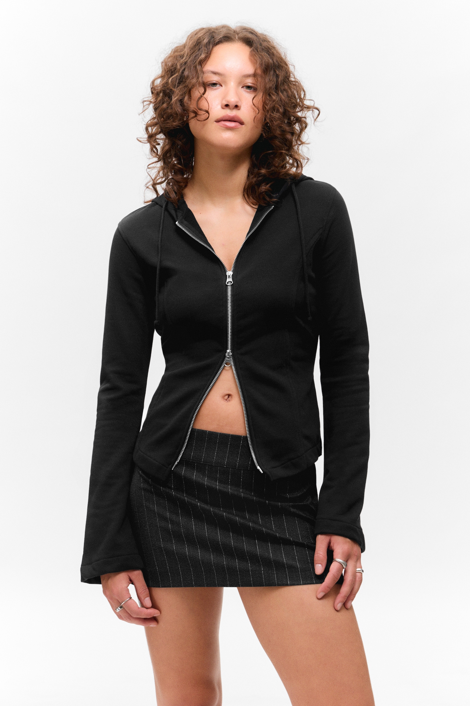 FELPA CON CAPPUCCIO E ZIP - Nero/Dusty Cream