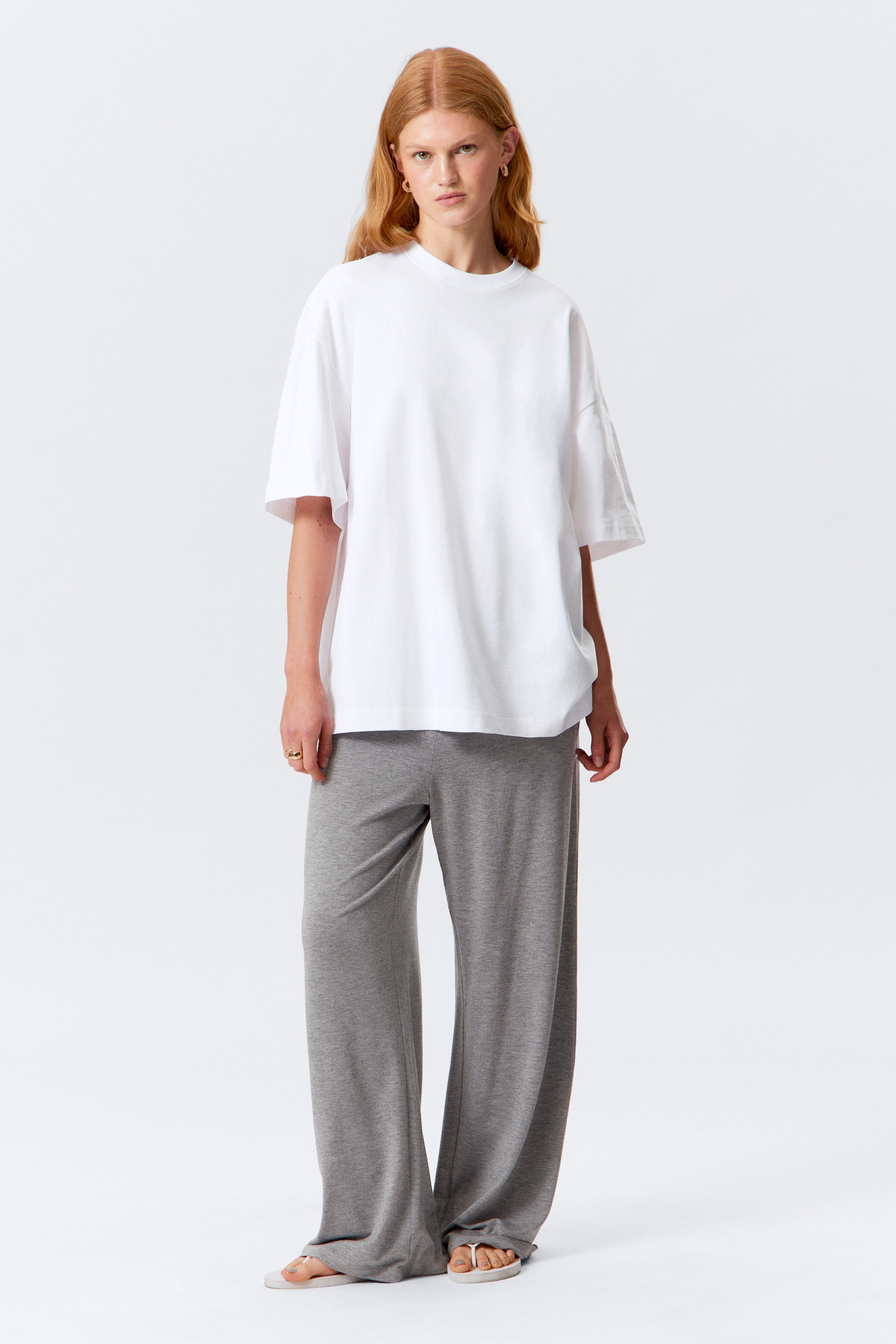 White - Oversized Short-Sleeved Cotton T-shirt - 2