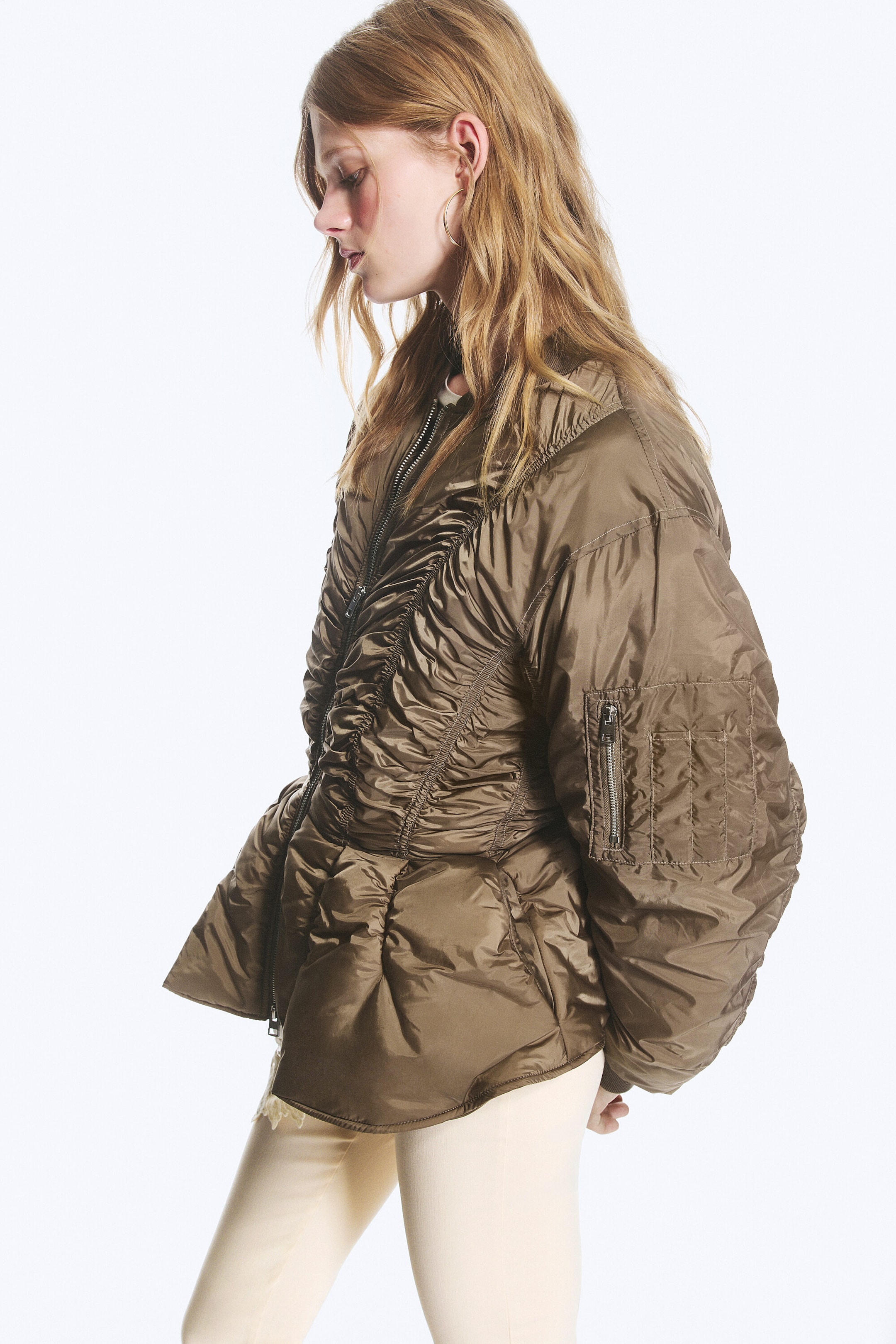 Zacht taupe - Slim ruches peplum bomberjack - 1