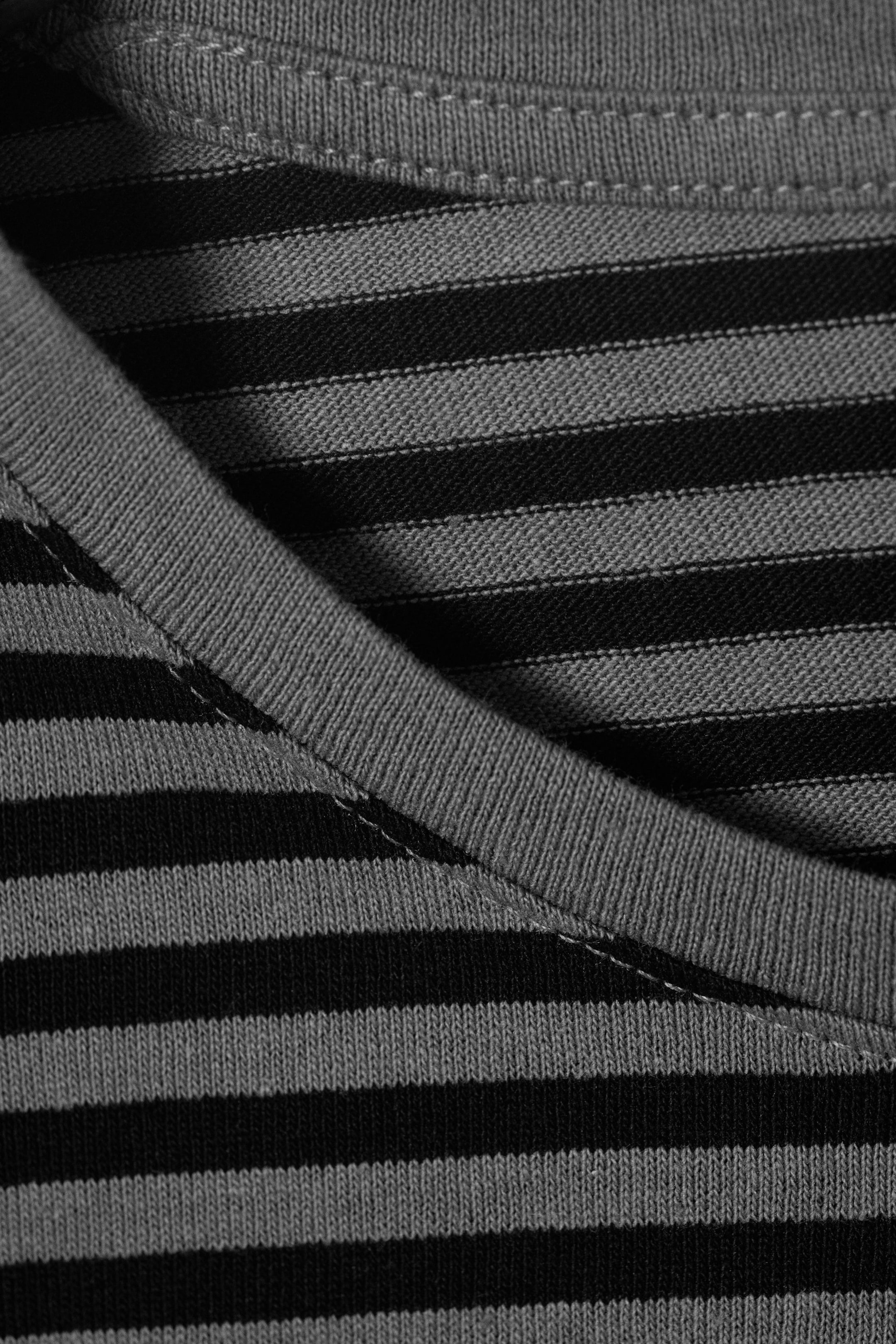 Black & Grey Stripes - Slim Long-Sleeved Cotton Top - 4