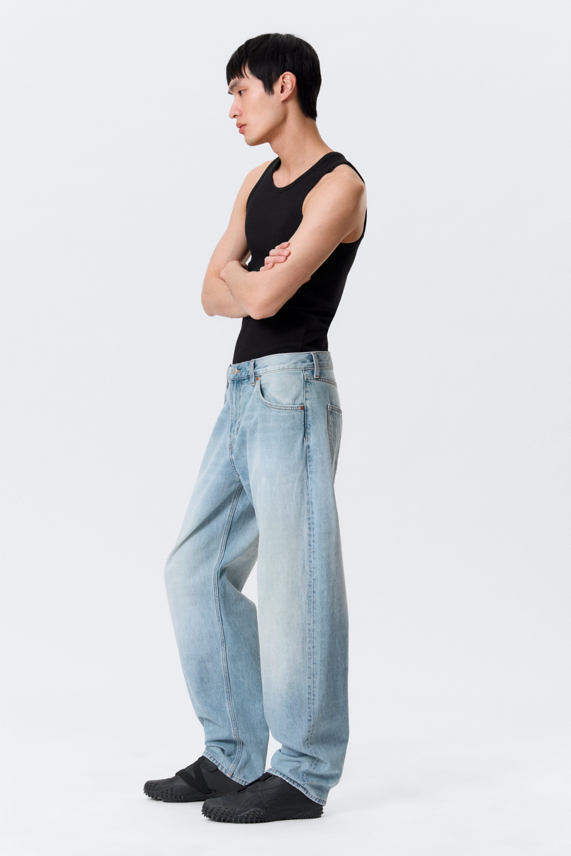 Kimberley Blue - Ljusblå - Nebula Mid Waist Loose Barrel Leg Unisex Jeans - 2