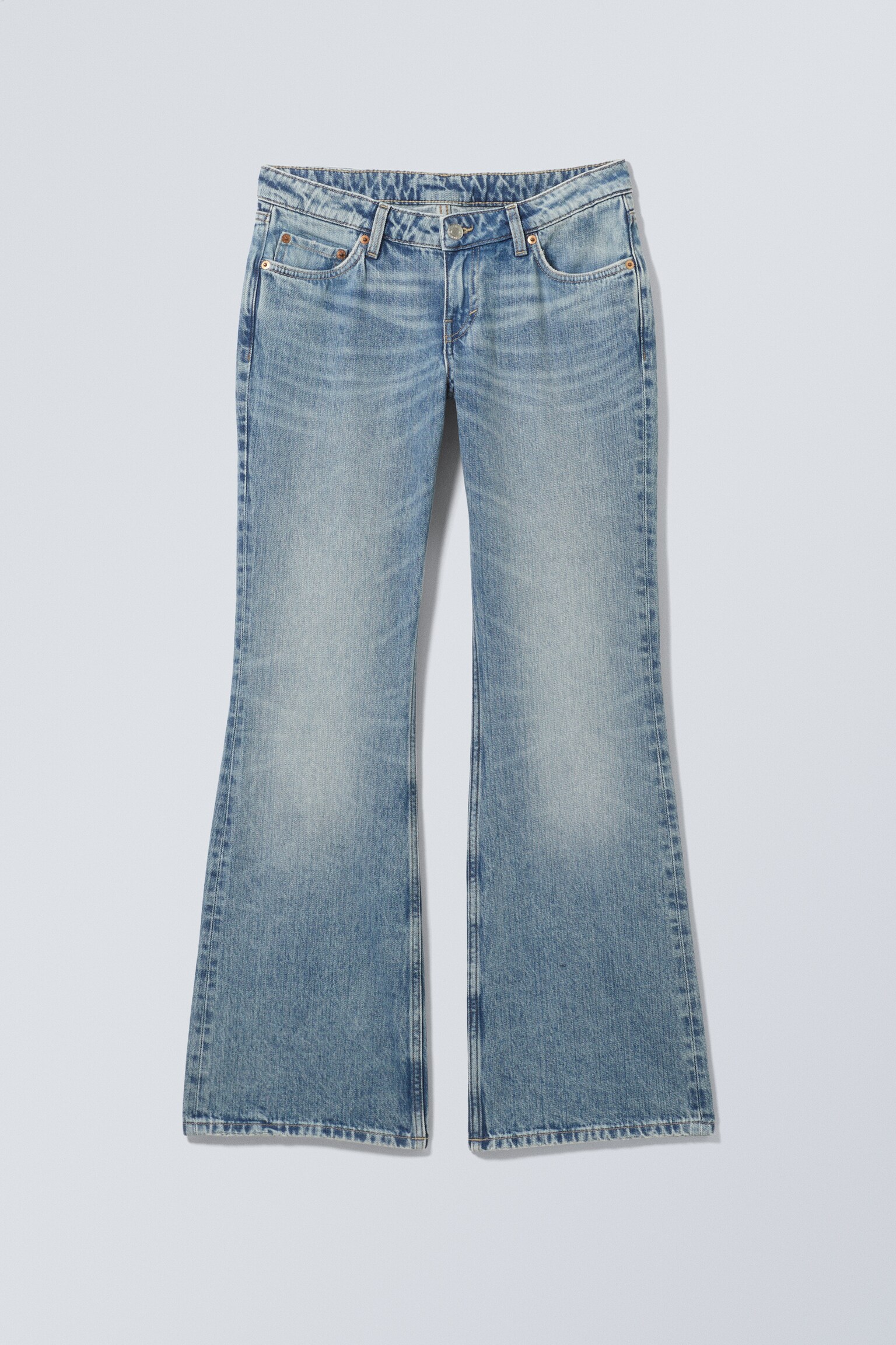 Jean bootcut ajusté taille basse Nova - Blue Stream - Bleu moyen/Board Blue - Bleu moyen/Lip Blue - Bleu clair/Brick Blue - Bleu clair/Black Rinse - Noir/Mine Blue – Bleu moyen/Lake Blue - Bleu moyen/Deep Sea Blue - Bleu foncé - 1