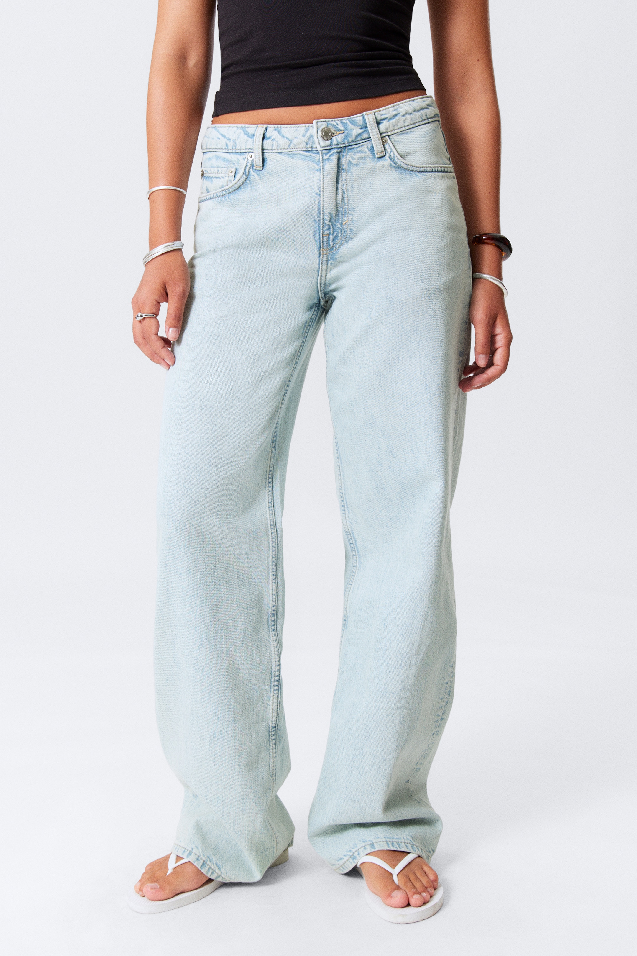 Grösseres Bild ansehen: Ample Low Waist Loose Wide Leg Jeans - Snow Blue - Hellblau - DAMEN | H&M CH 2