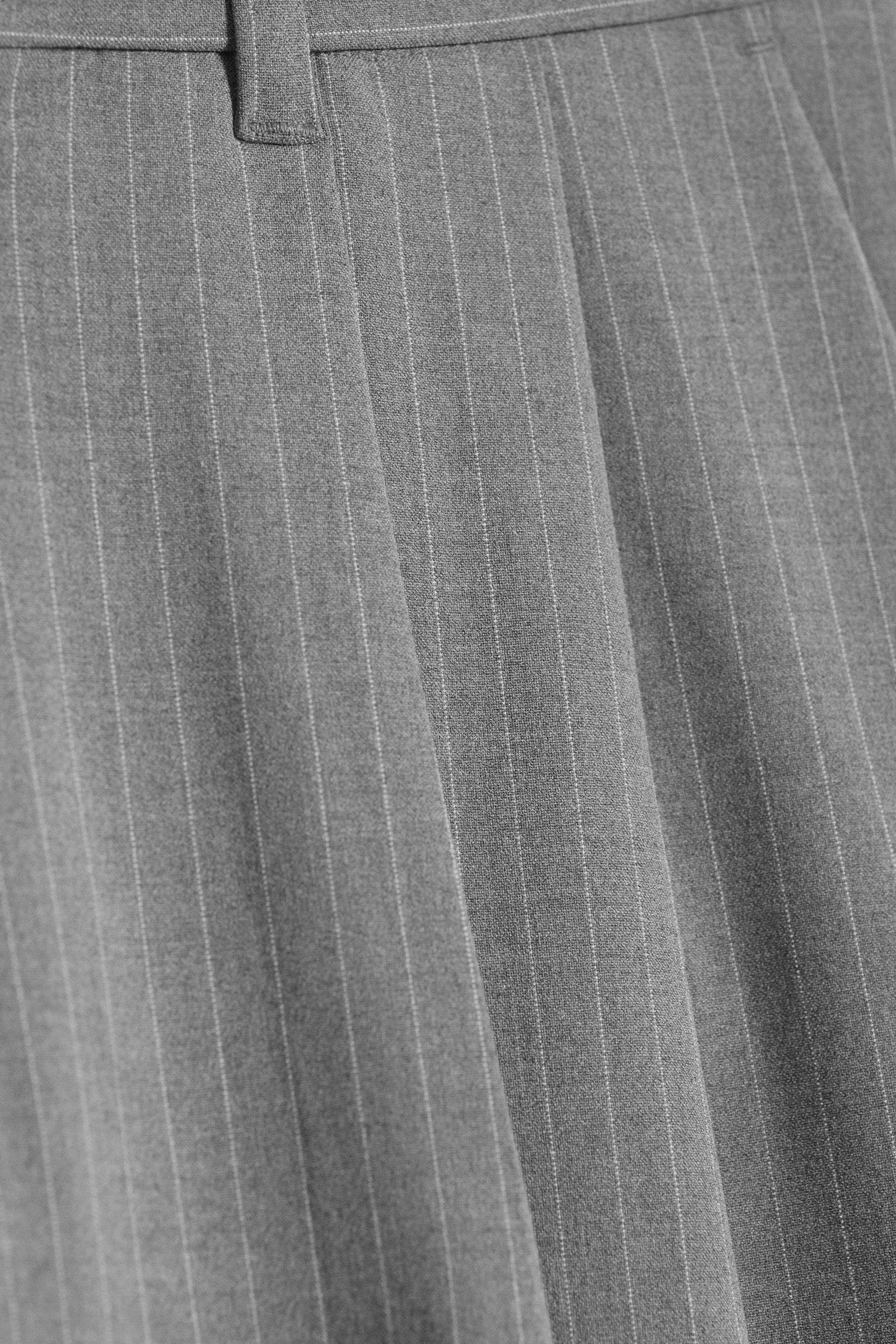 Nate geplooide pantalon met baggy pasvorm - Licht vaalgrijs/Beige gemêleerd met krijtstrepen/Zwart/Bruine krijtstreep/Donkerbruin - 2