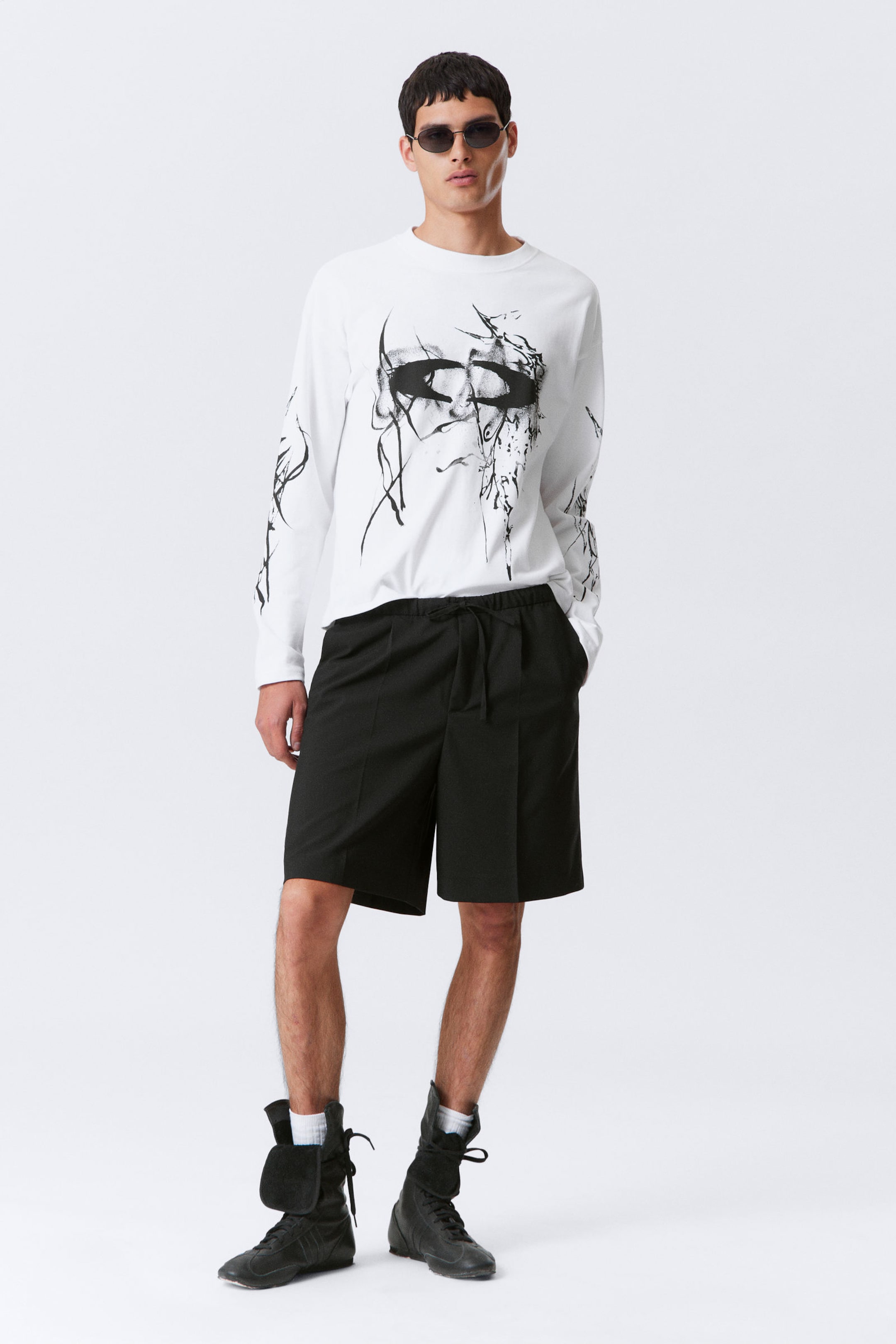 Schwarz - Weite Twill-Anzugshorts mit Kordelzug - 1