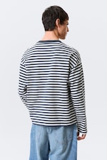 White & Navy Stripes - Loose Boxy Long-Sleeved T-shirt - 2