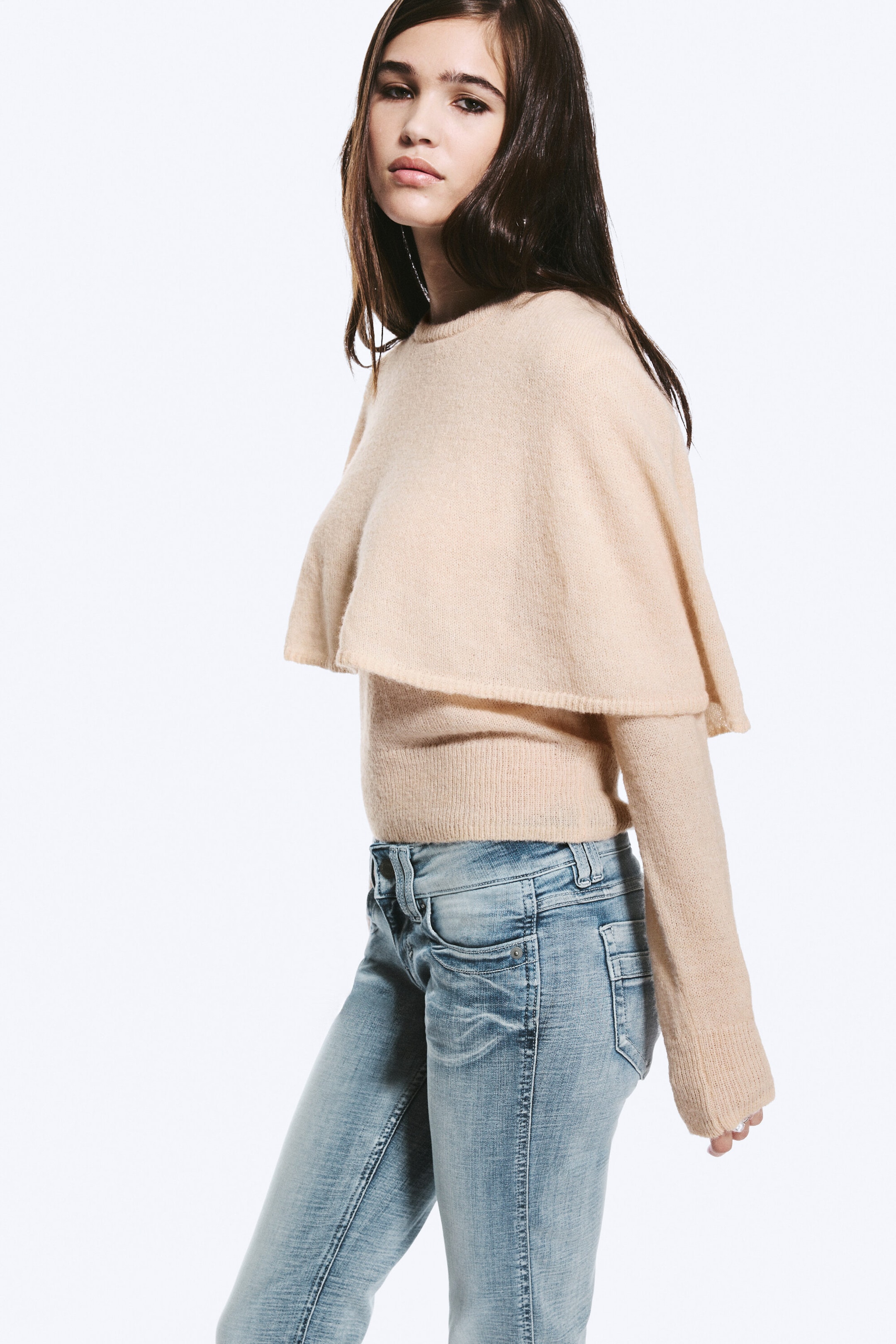 Helles Altrosa - Schmal geschnittener Pullover mit Cape-Detail - 1