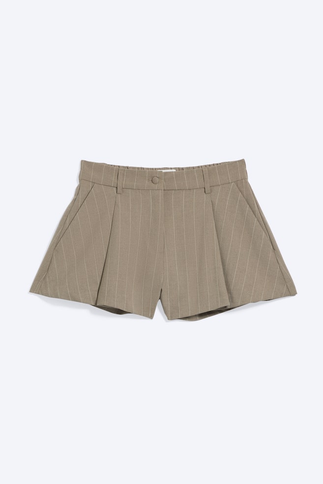 Relaxed Pleated Mini Suiting Shorts - Pinstriped Beige/Black - 1