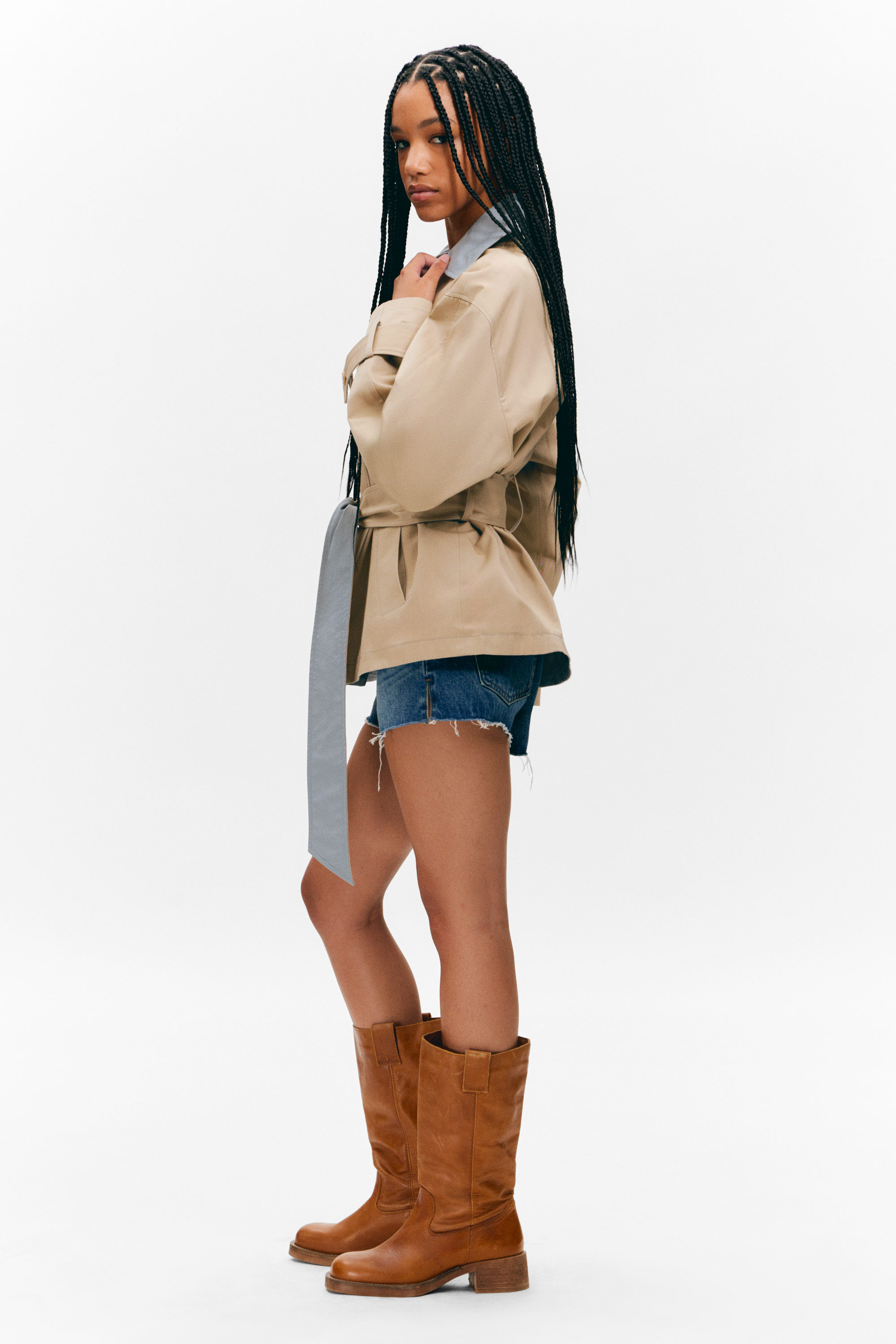 Beige & Hellgrau - Kurzer, wendbarer Zweireiher-Trenchcoat - 3