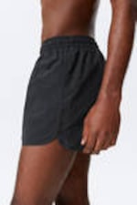 Schwarz - Strukturierte, mittellange Badeshorts - 2