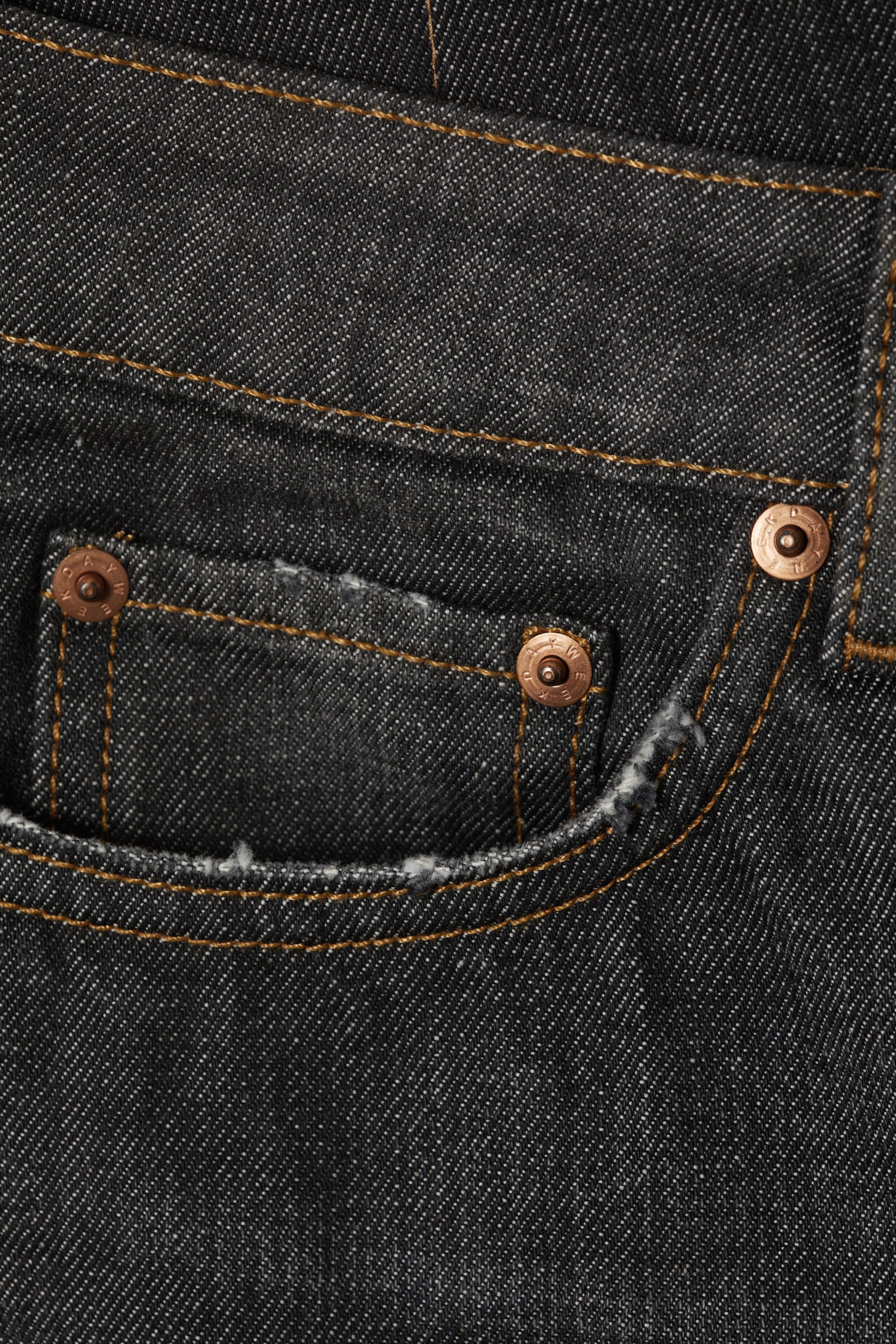 Ash Black - Ample Low Loose Denim Shorts - 1