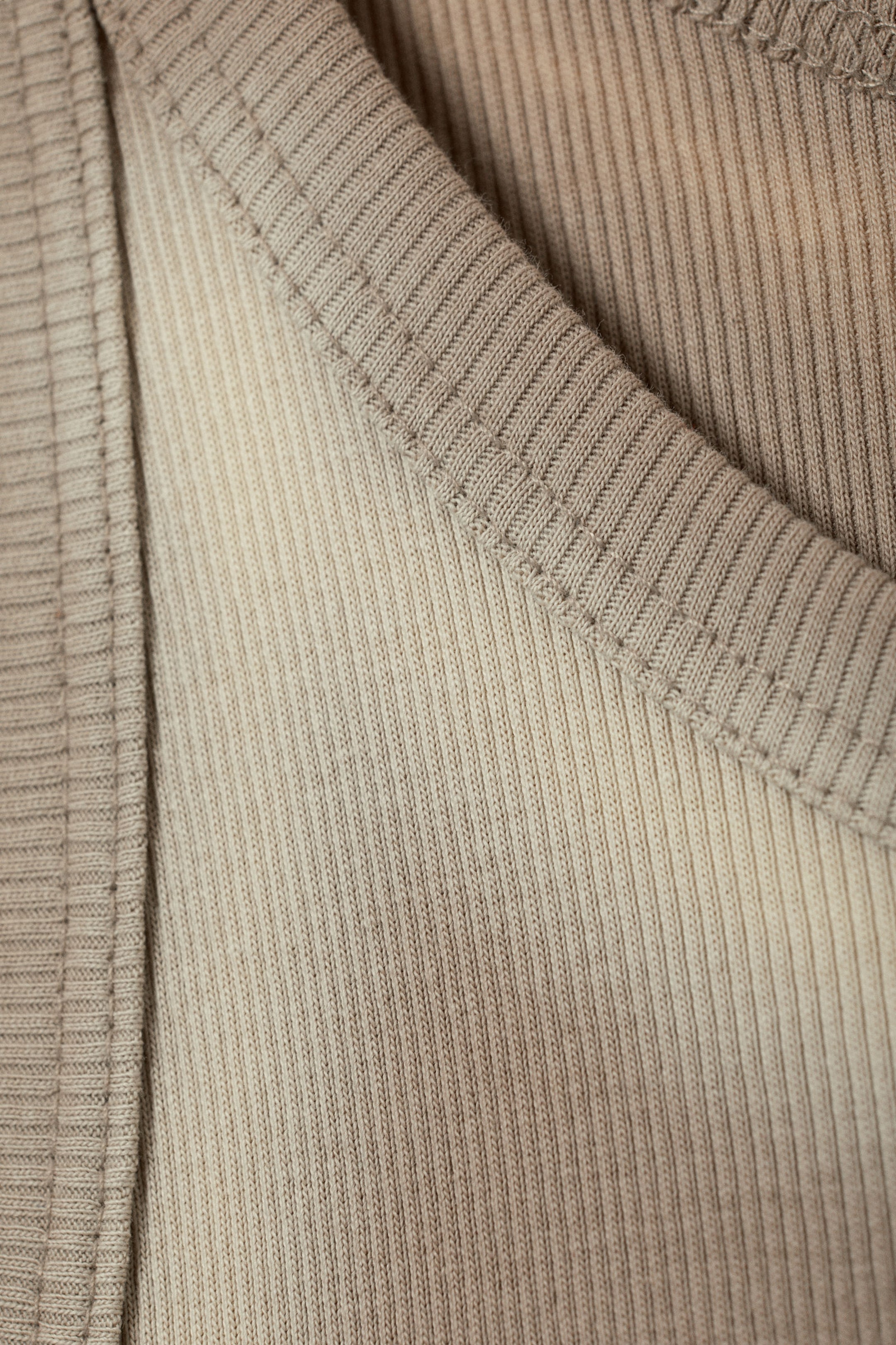 Helles Graubraun m. Beige-Fade - Ripp-Tanktop mit Fading-Effekt - 2