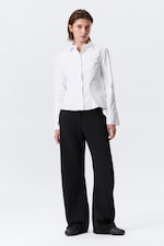 Weiß - Eng anliegendes langärmliges Baumwollhemd - 2