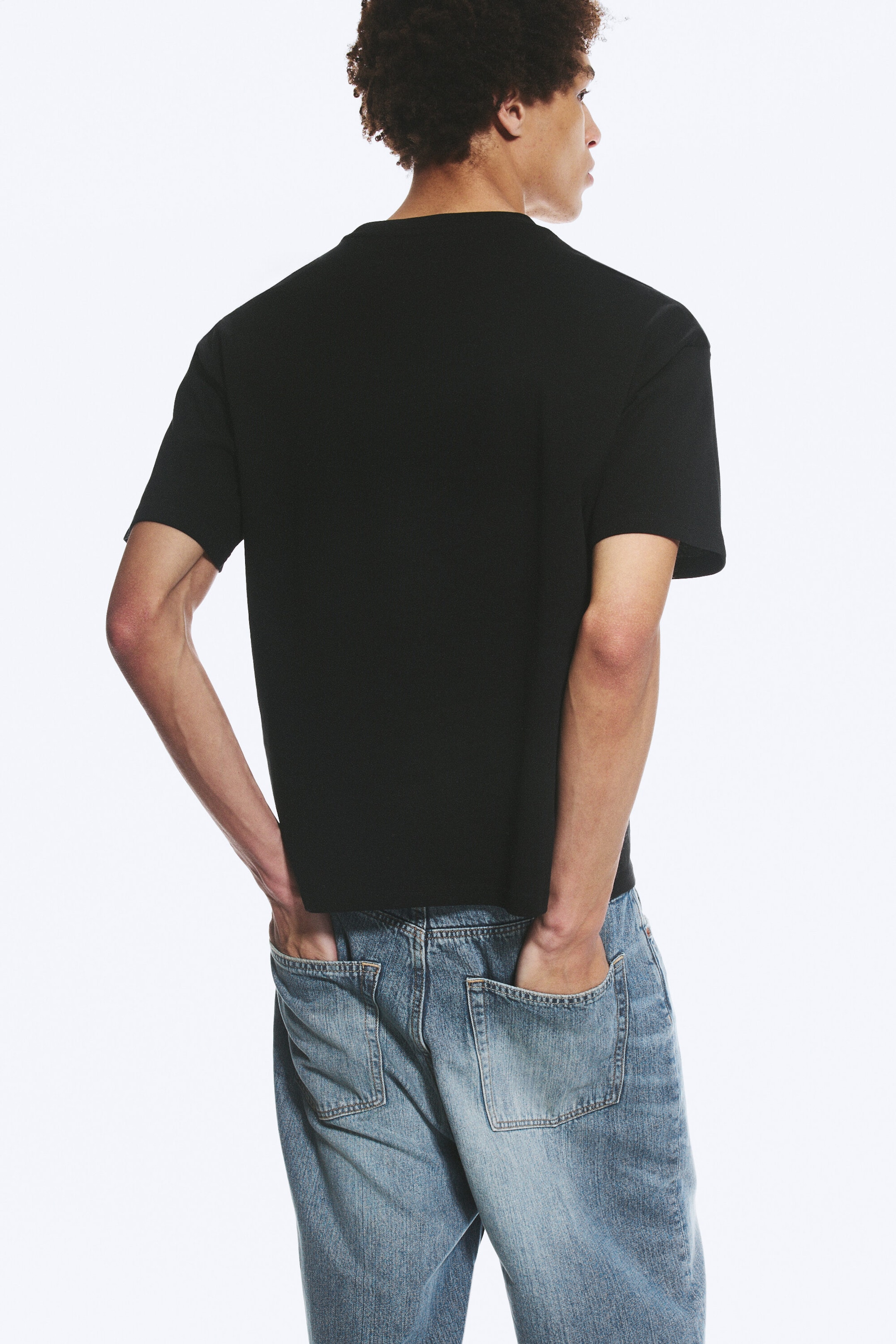 Black - Loose Boxy T-shirt - 2