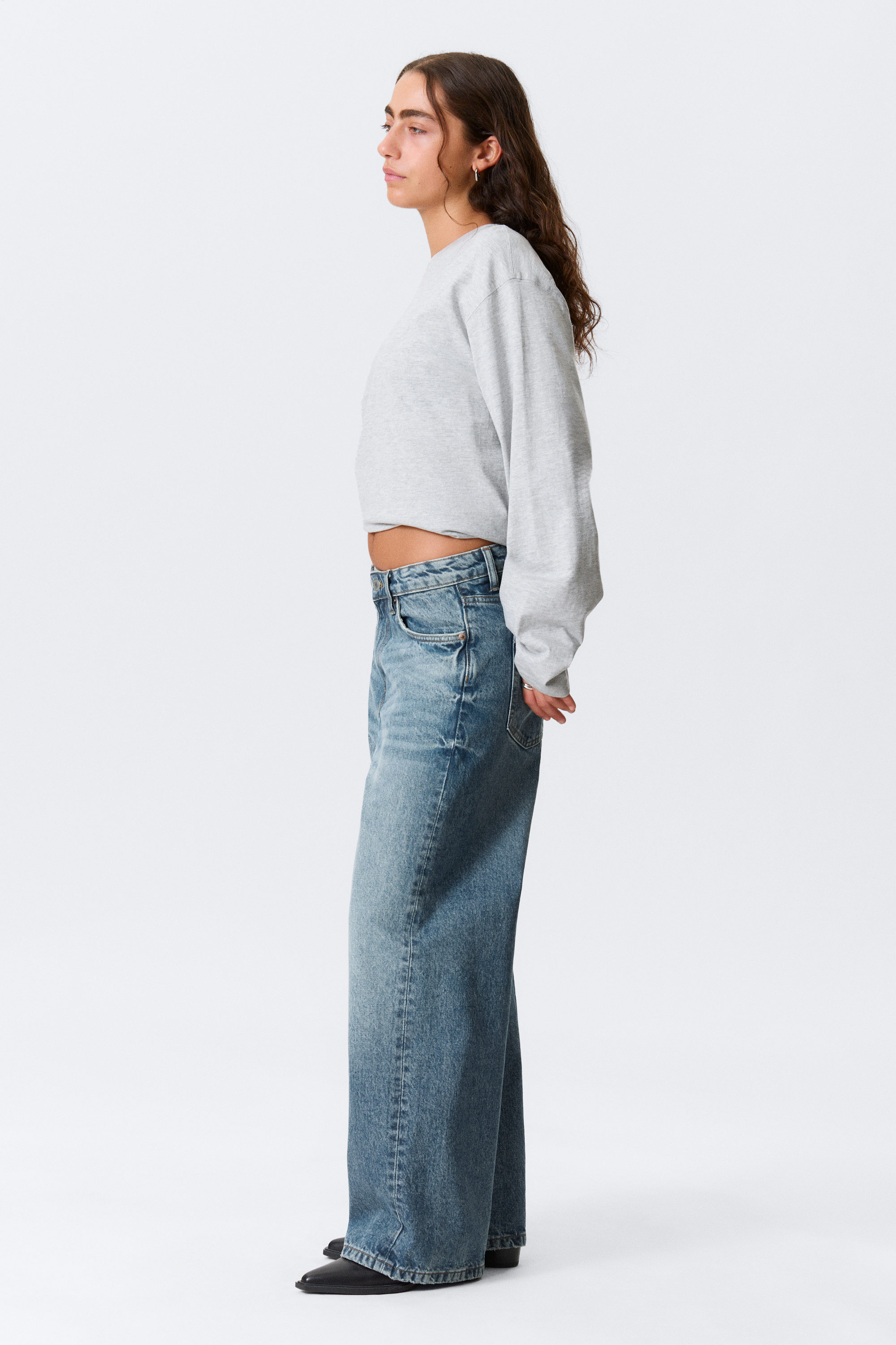 Mountain Blue - Mellanblå - Missy Low Waist Loose Straight Leg Jeans - 2