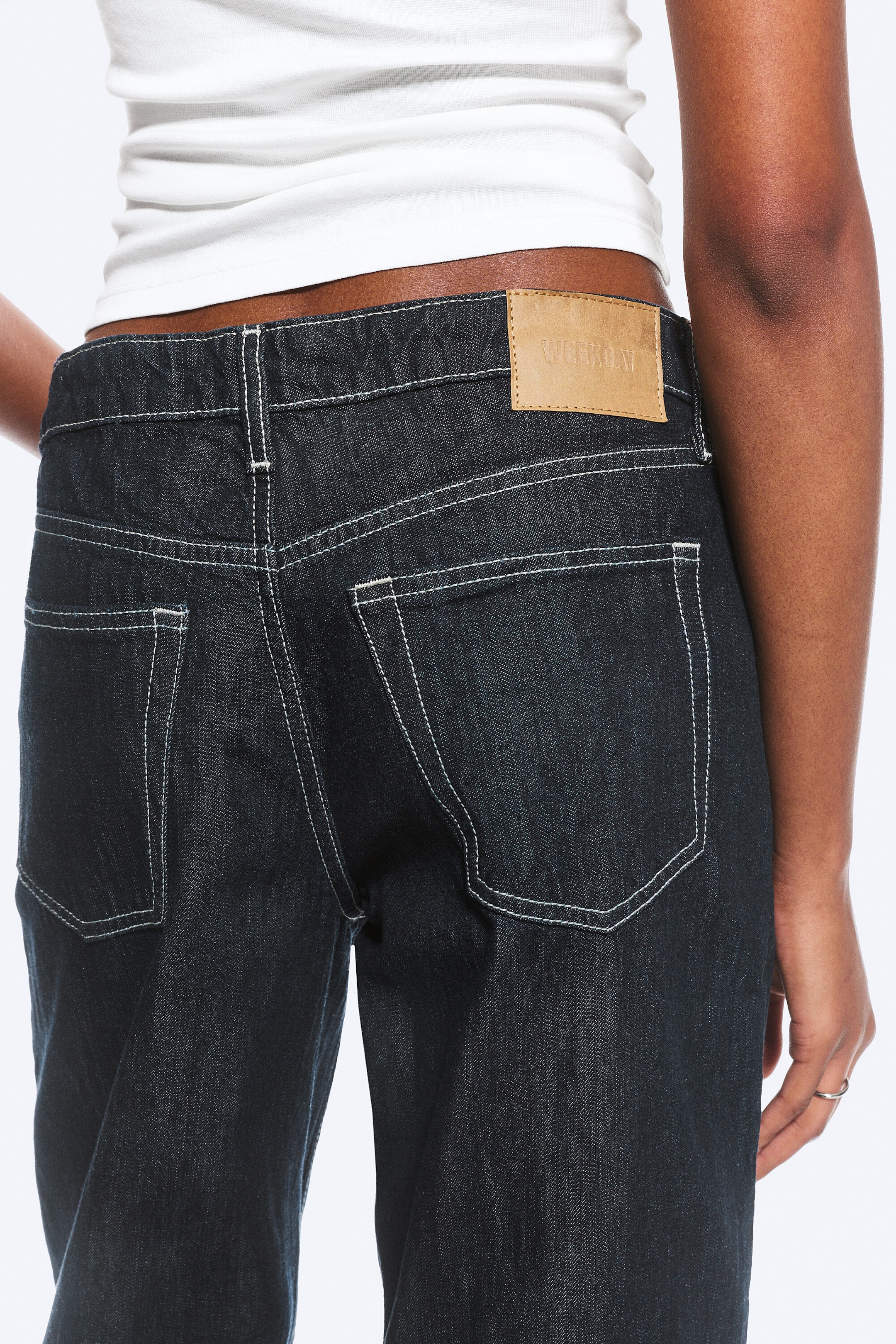 Blue Rinse - Dark Blue - Ample Low Rise Loose Wide Jeans - 4