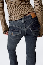 Desert Blue - Dark Blue - Low Rise Curve Yoke Flared Jeans - 3